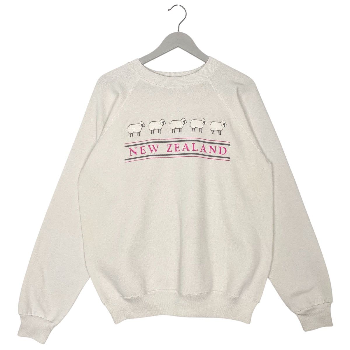 Hanes Vintage Hanes Activewear Graphic Sweatshirt White Size L Size L / US 10 / IT 46 - 1 Thumbnail