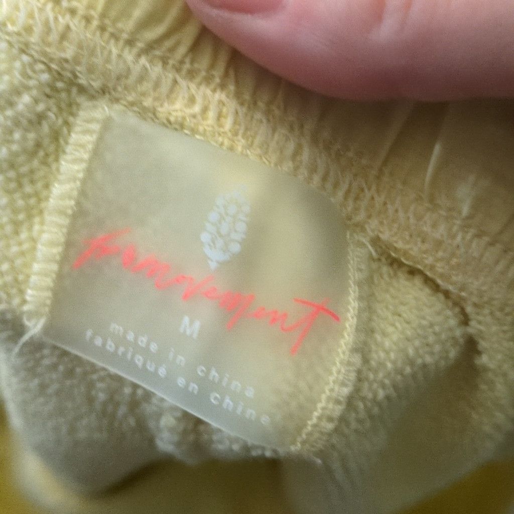 Free People Free people starfruit yellow terry cloth shorts size medium Size 28" / US 6 / IT 42 - 5 Thumbnail