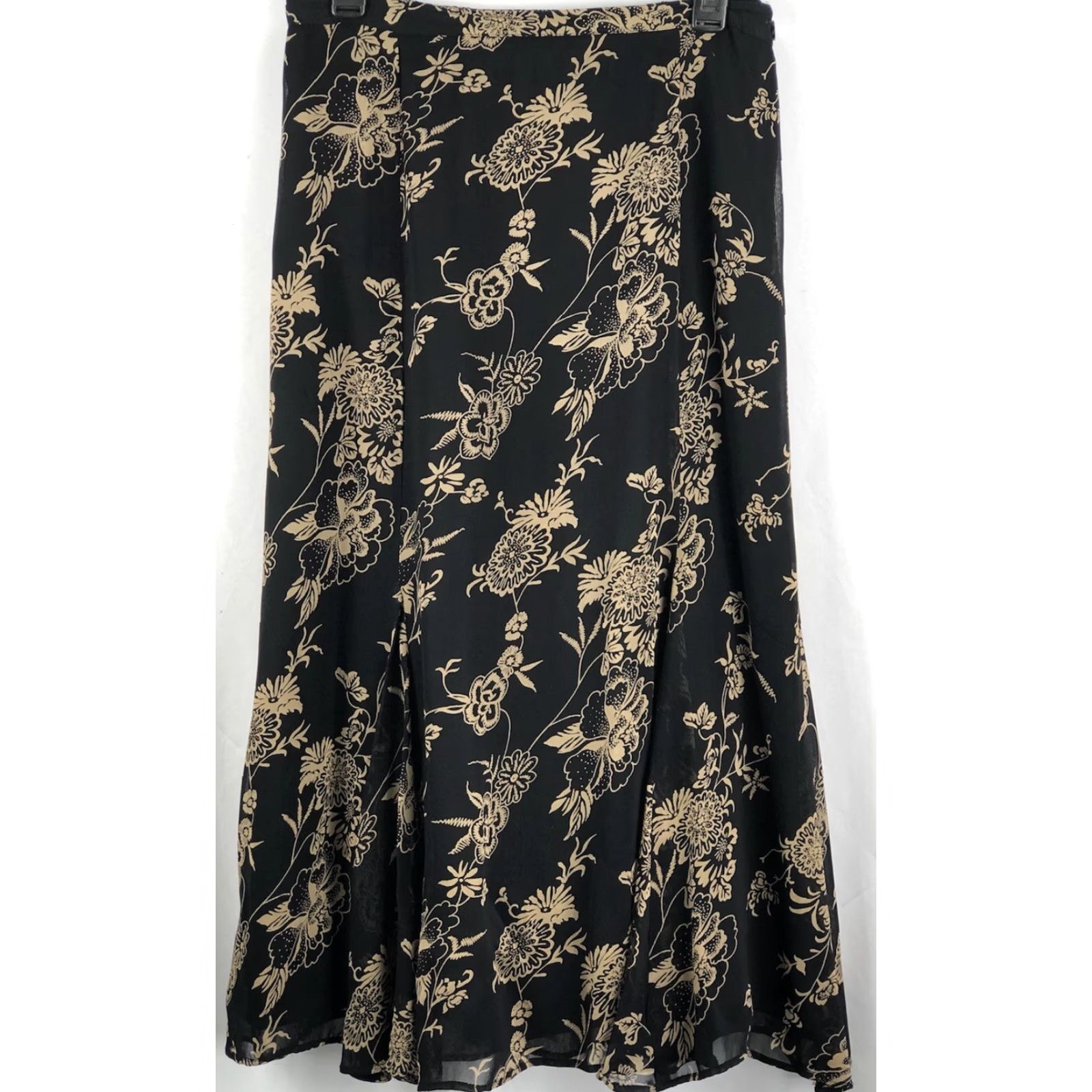 JM Collection JM Collection Skirt Flowy Rayon Midi Flare 10P Black Floral Bohemian Grunge Vintage: No, Size Petite, 39"W, 33" L, Career Workwear, Adult Women Size 32" / US 10 / IT 46 - 4 Thumbnail