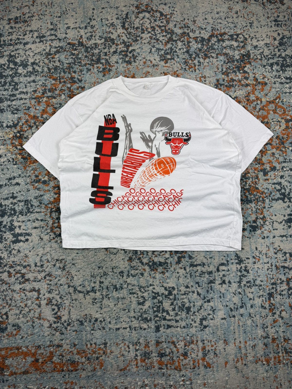 NBA × Vintage Vintage 90s NBA Chicago Bulls unbeatabulls graphic tee boxy Size US XL / EU 56 / 4 - 1 Thumbnail