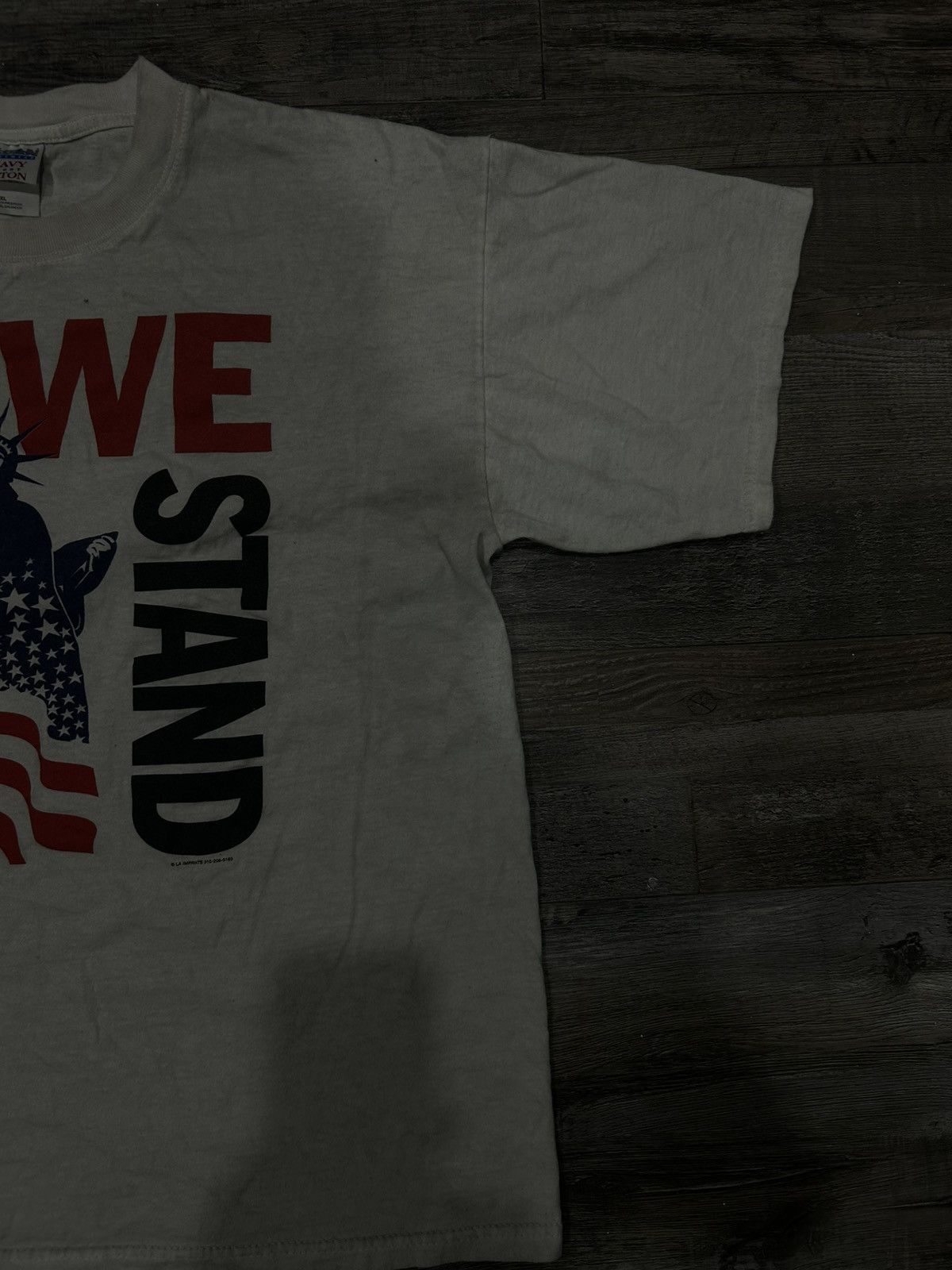 Gildan × Vintage Vintage “We Stand United” Baggy T-Shirt Size US XL / EU 56 / 4 - 1 Thumbnail