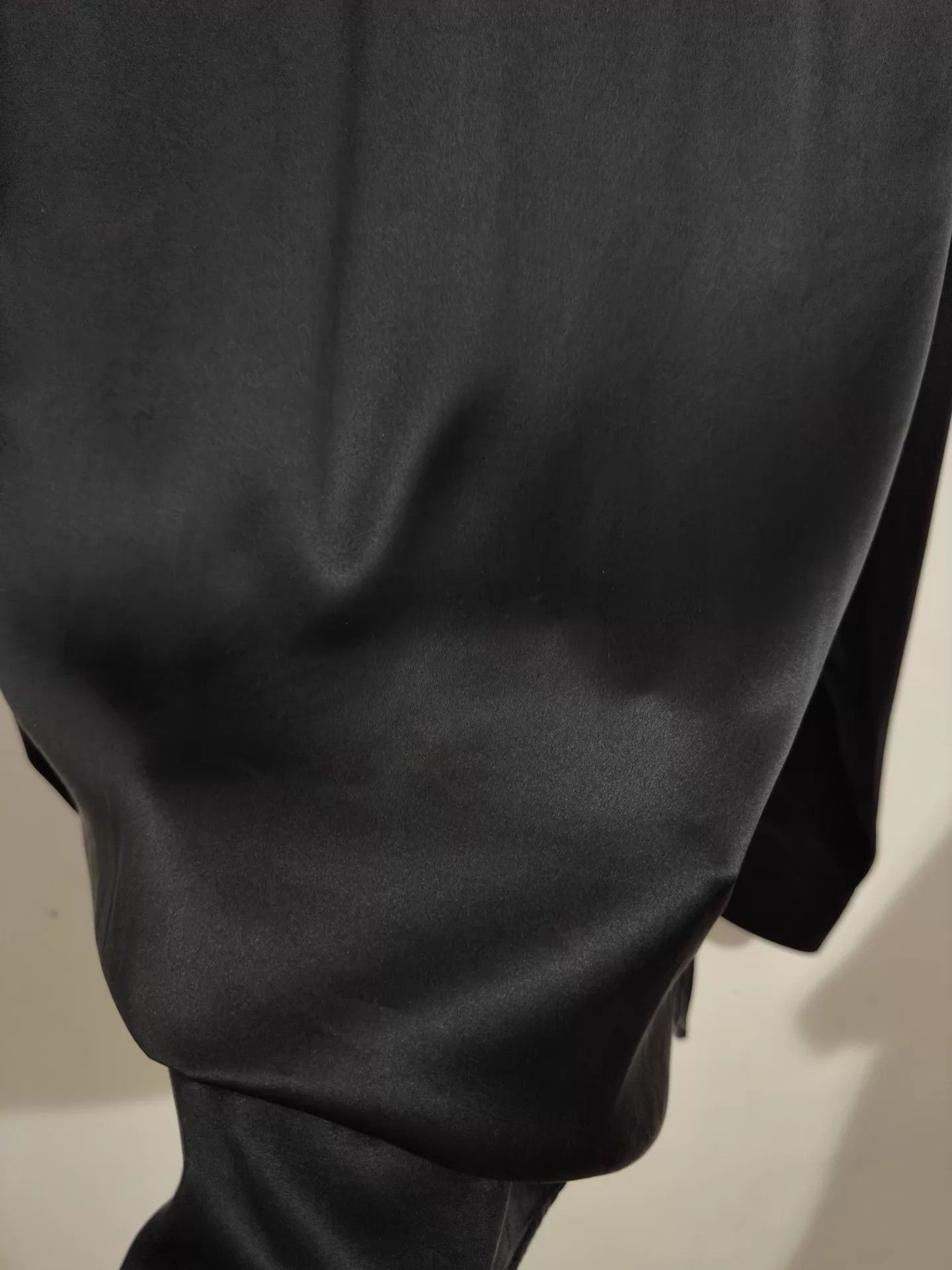 Saint Laurent Paris Saint Laurent 23FW Satin Silk Black Panther Shirt 37 XS Size US XS / EU 42 / 0 - 5 Thumbnail