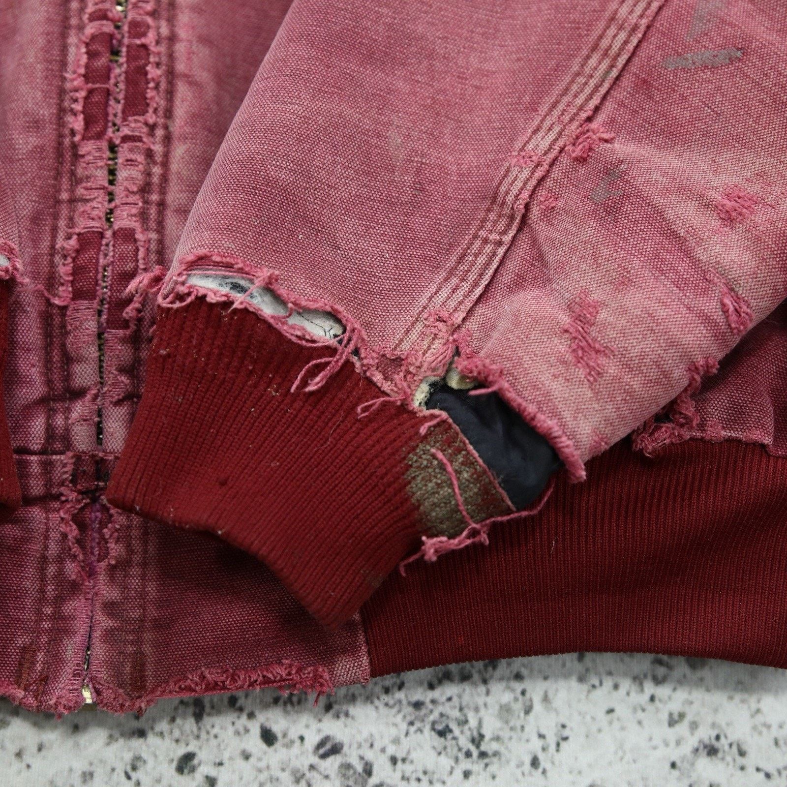 THRASHED Vintage Carhartt J68 CRI Crimson Faded Red Jacket