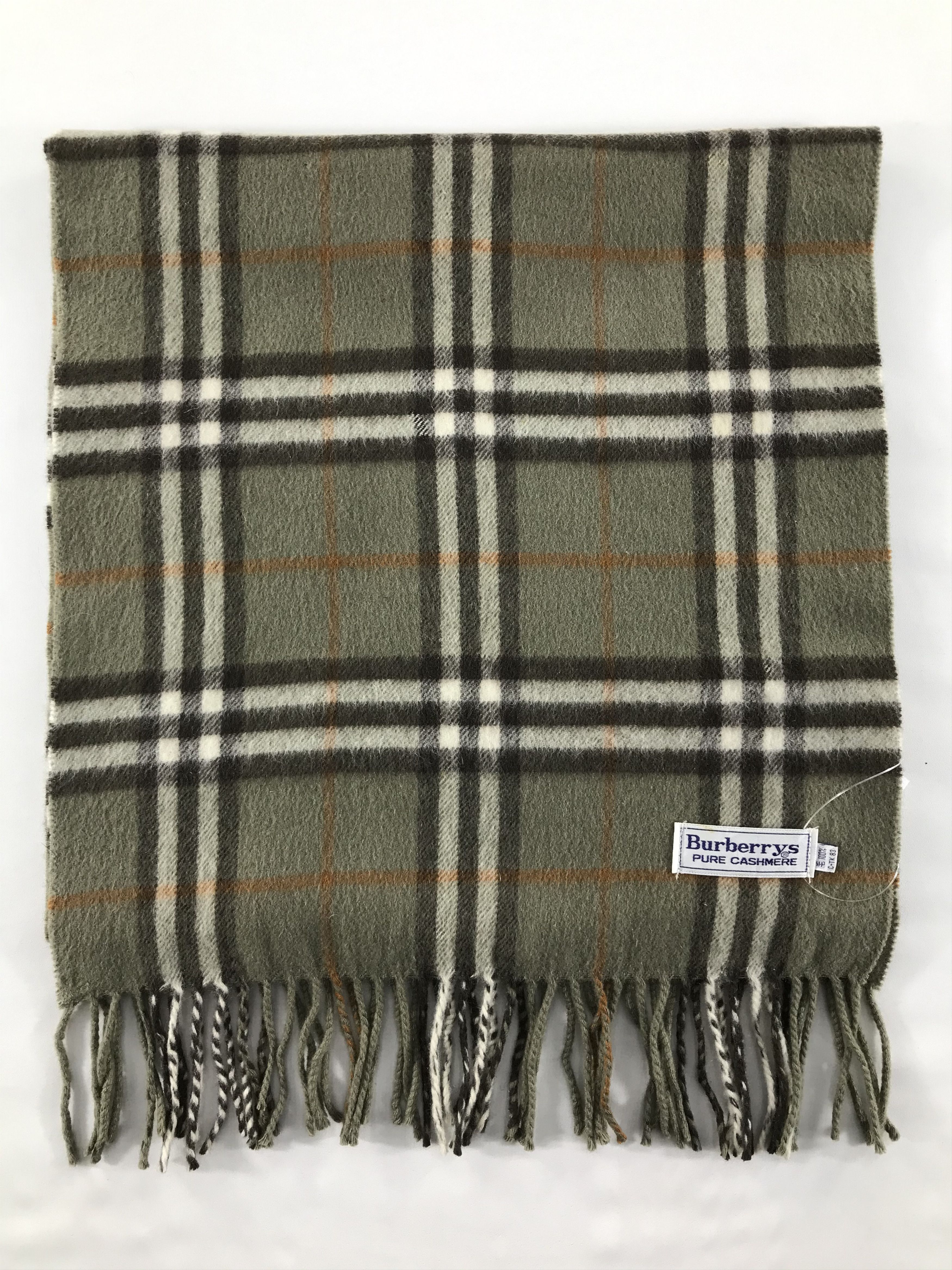 Vintage Burberry Scarf/Muffler/Neckwear MF1594
