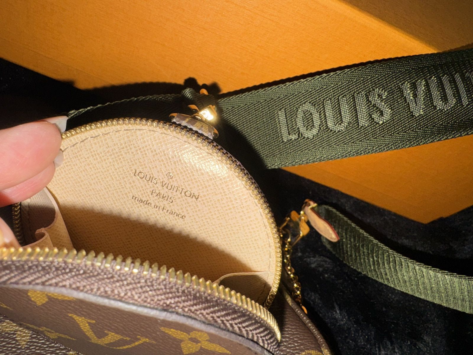 Louis Vuitton Louis Vuitton Multi Pochette Cross Body Size ONE SIZE - 3 Thumbnail
