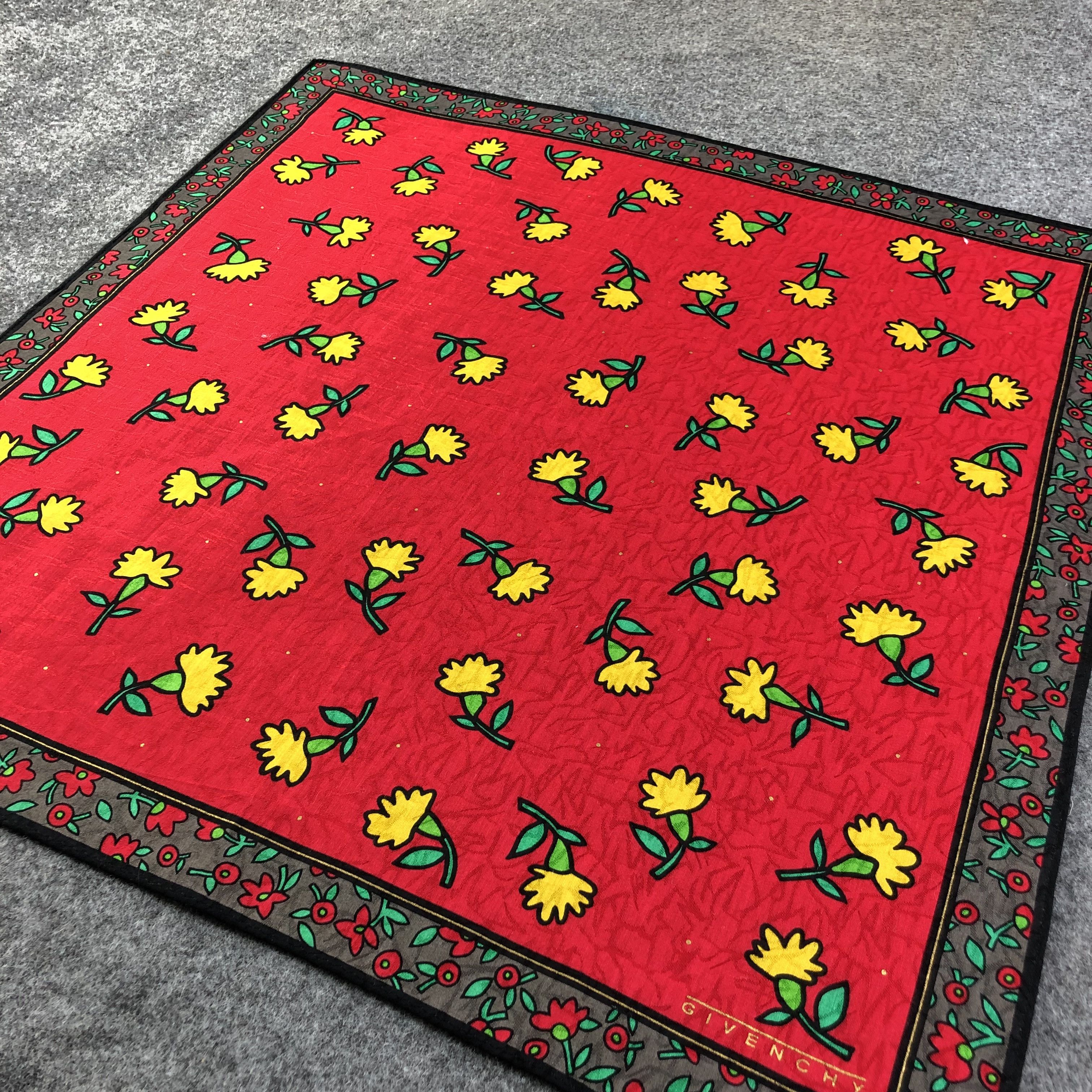Givenchy Givenchy Floral Handkerchief Neckerchief Bandana H2281 Size ONE SIZE - 3 Thumbnail