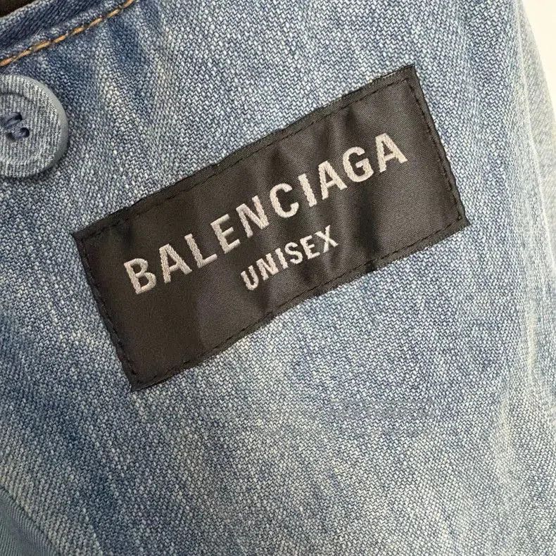 Balenciaga Balenciaga Distressed Denim Blazer Coat. Size US XS / EU 42 / 0 - 3 Thumbnail