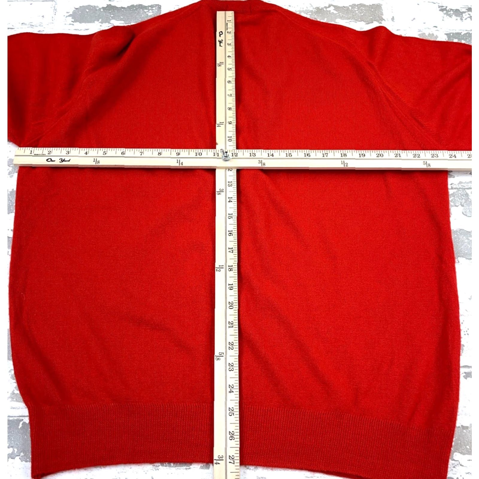 Izod VINTAGE IZOD Sweater Men M Red V-Neck Acrylic 80s 90s Grandpa Vantage Golf Shirt? Size US M / EU 48-50 / 2 - 6 Thumbnail