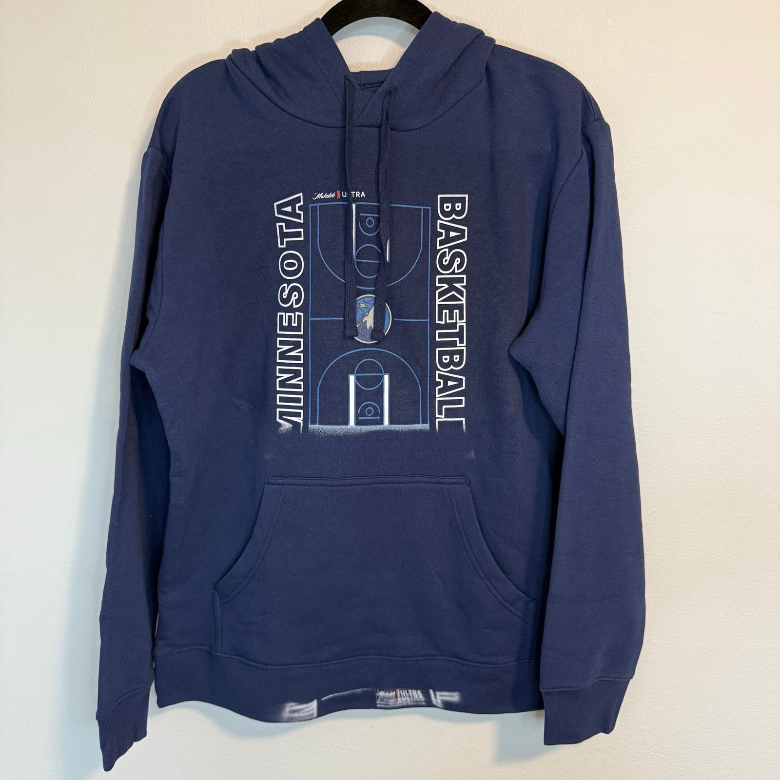 NBA Minnesota Timberwolves Fanatics NBA Hoodie Men’s Size L NWOT Size US L / EU 52-54 / 3 - 1 Thumbnail