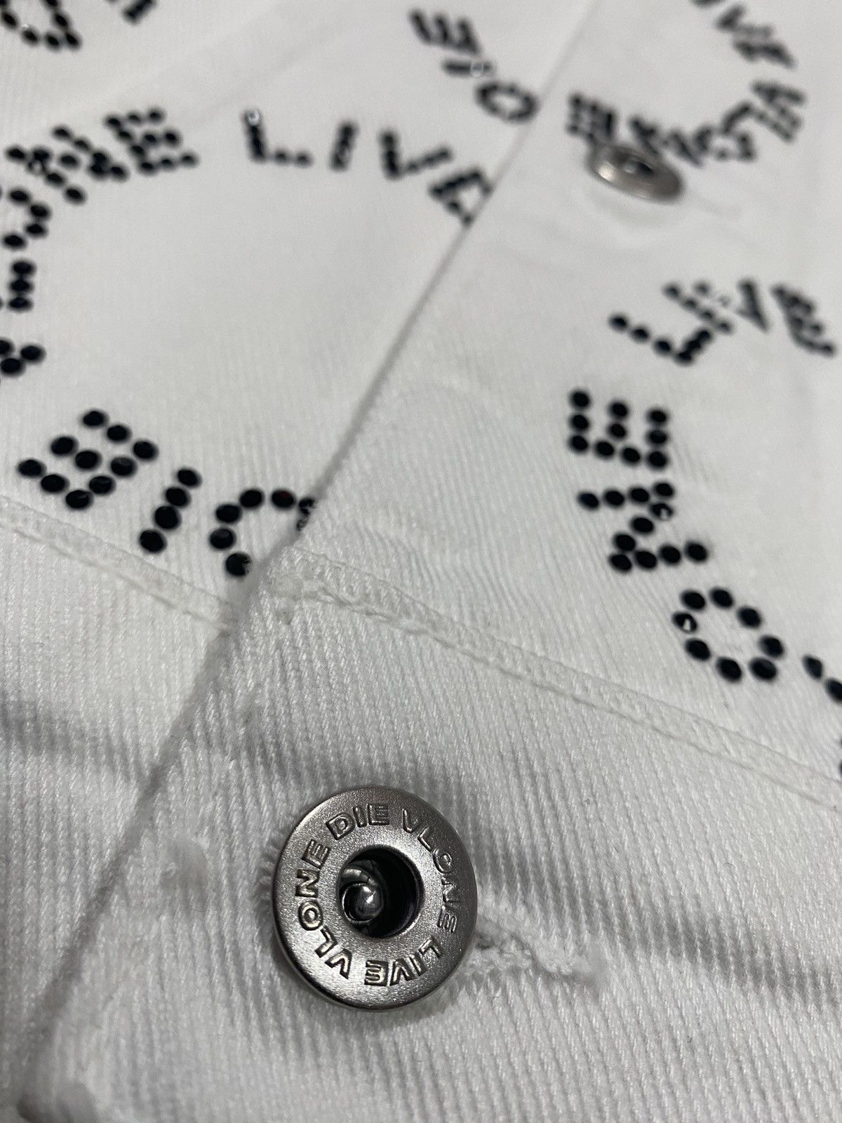 Vlone Unreleased Vlone Rhinestone White Denim Jacket Size US M / EU 48-50 / 2 - 6 Thumbnail