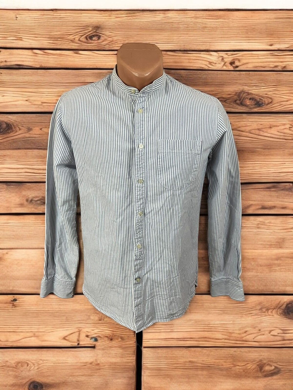 KnowledgeCotton Apparel Knowledge Cotton Apparel striped shirt size M Size US M / EU 48-50 / 2 - 1 Thumbnail