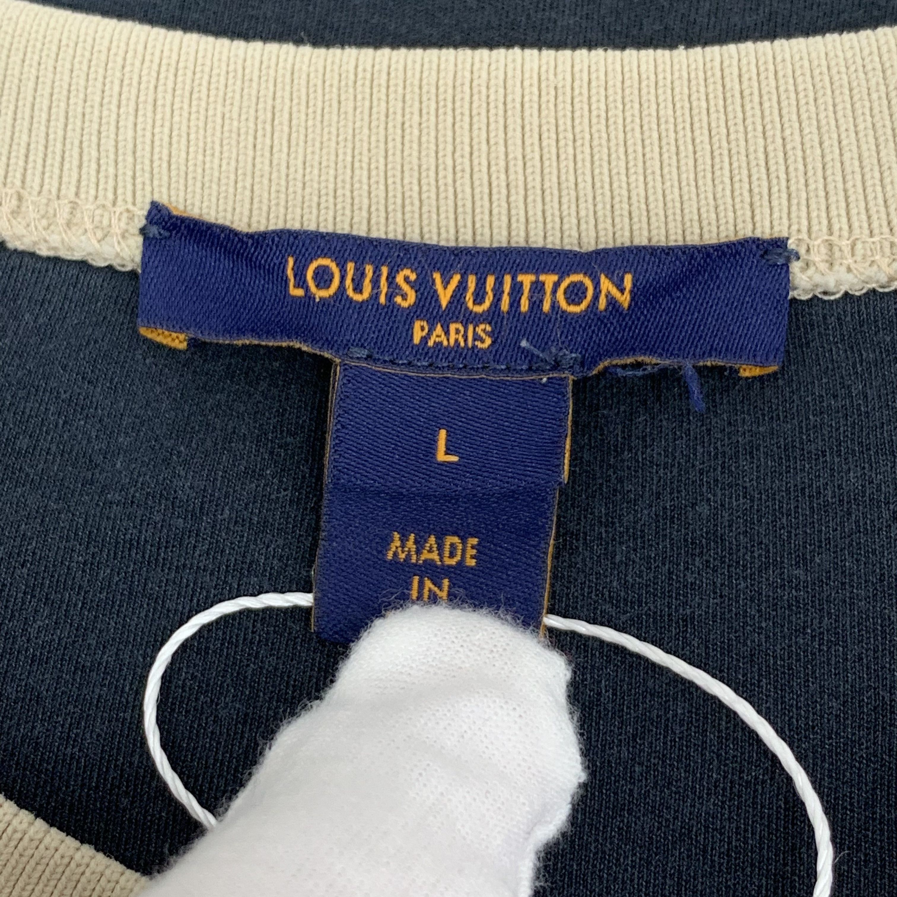 Louis Vuitton Louis Vuitton Logo Print T-Shirt Black (L) Size US L / EU 52-54 / 3 - 6 Thumbnail