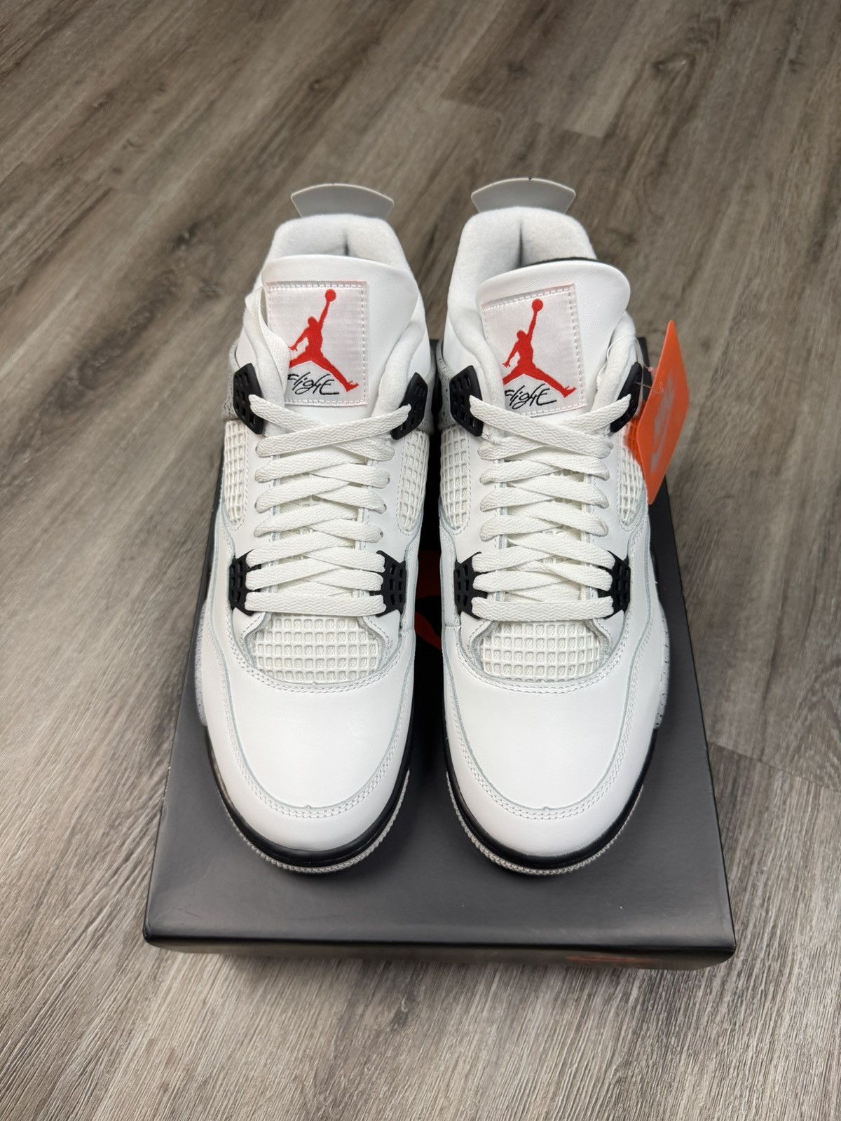 Jordan Brand Jordan 4 Retro White Cement (2025) Size 10.5 Size US 10.5 / EU 43-44 - 2 Thumbnail