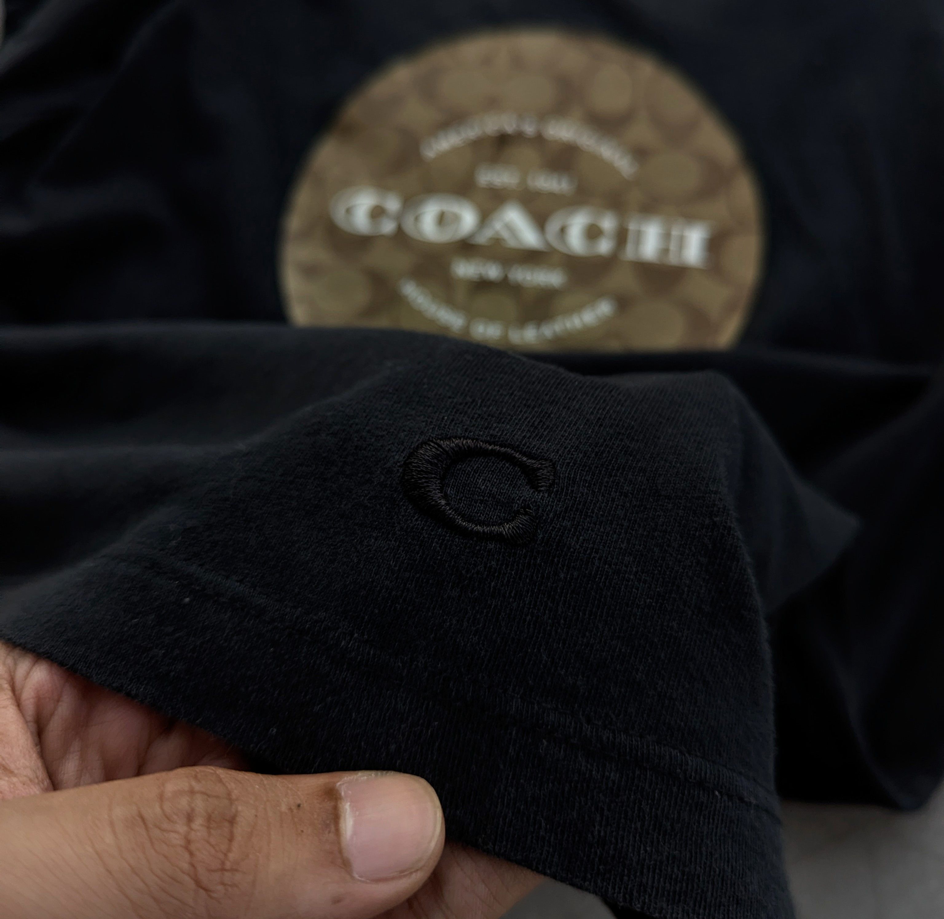 Coach Coach Signature Tshirt Size US XS / EU 42 / 0 - 6 Thumbnail