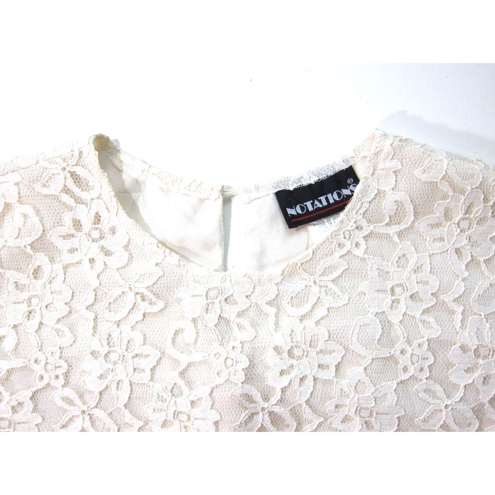 Vintage VINTAGE Notations Ivory Lace Floral Short Sleeve Crew Neck Blouse Top Women 8 Size M / US 6-8 / IT 42-44 - 3 Thumbnail