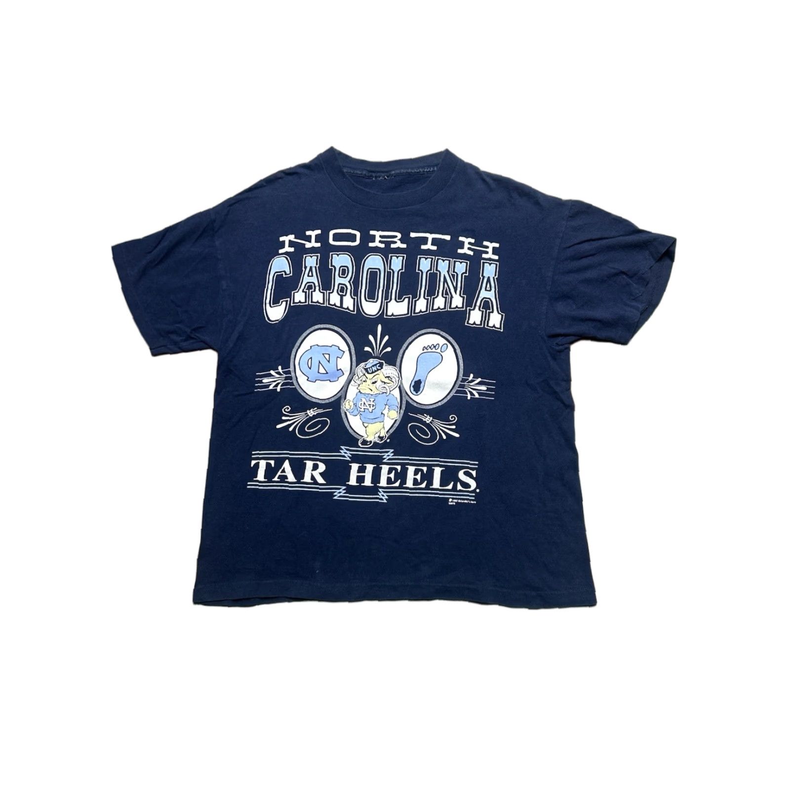 Vintage VINTAGE 90s UNC Tar Heels North Carolina college NCAA T-Shirt Men L Blue Size US L / EU 52-54 / 3 - 1 Thumbnail