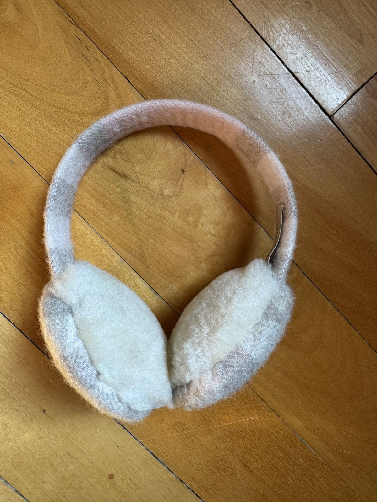 Burberry Vintage Burberry House Check Earmuffs Size ONE SIZE - 2 Thumbnail