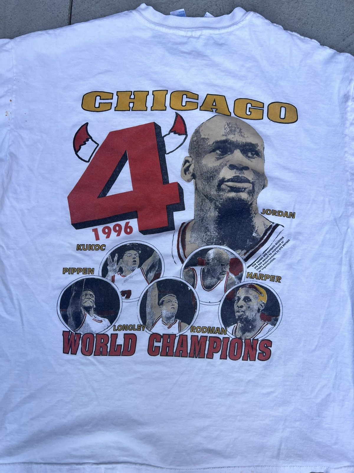 Vintage Vintage Chicago Bulls rap tee Size US XL / EU 56 / 4 - 3 Thumbnail
