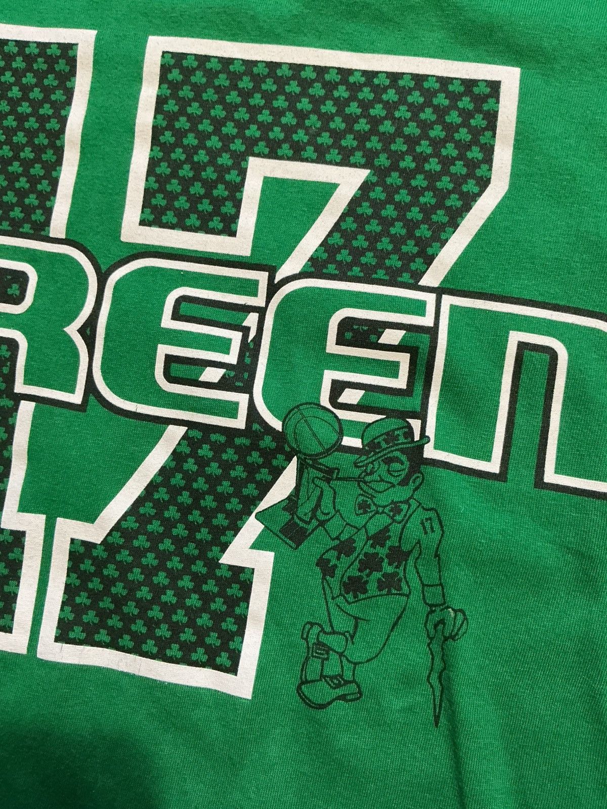 NBA NBA UNK Boston Celtics Green 17 NBA Championship ‘08 T-Shirt Size US XXL / EU 58 / 5 - 5 Thumbnail