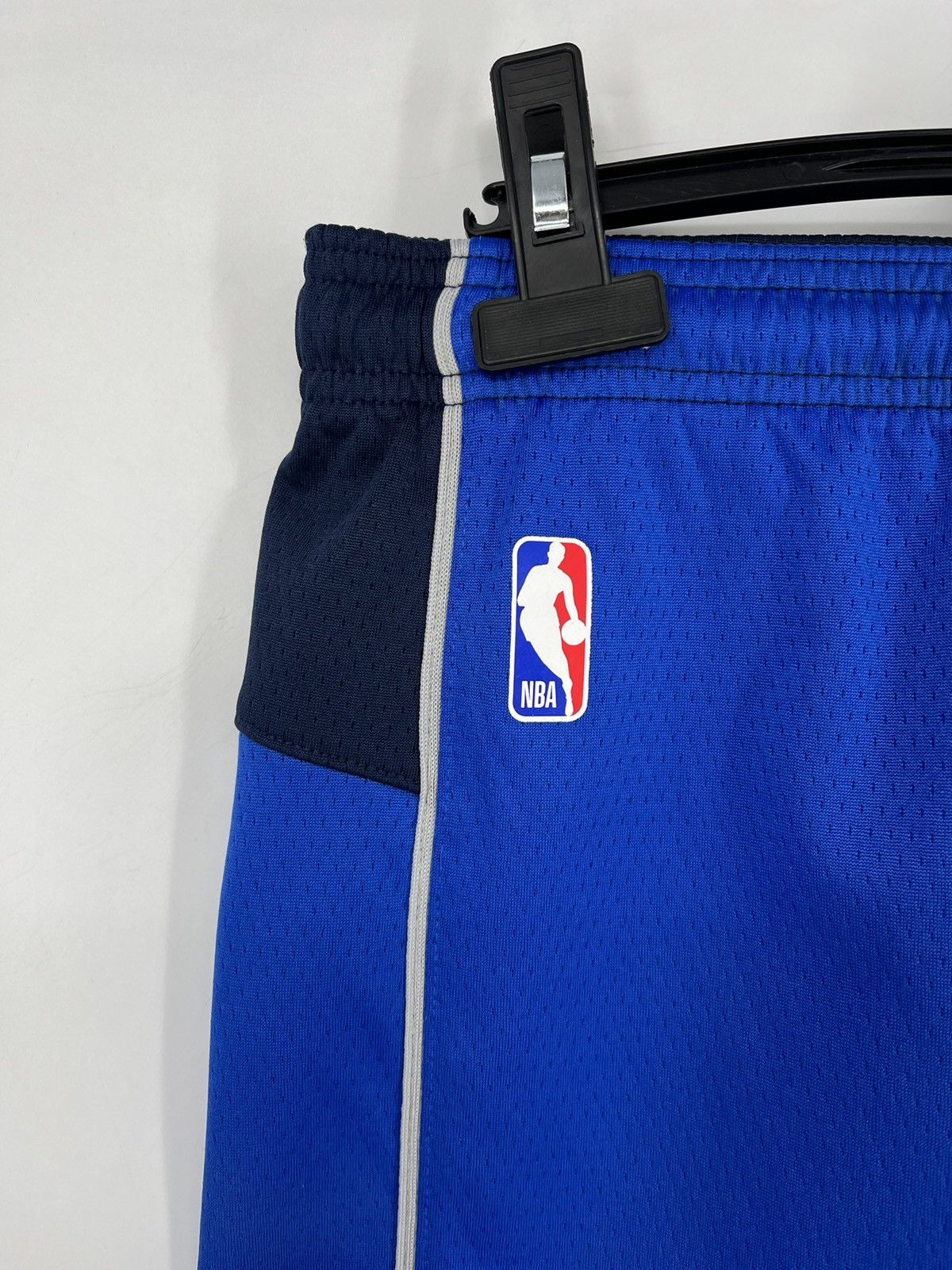 Nike × Sports Specialties Vintage Nike Basketball Nba Shorts Size M Size US 32 / EU 48 - 3 Thumbnail