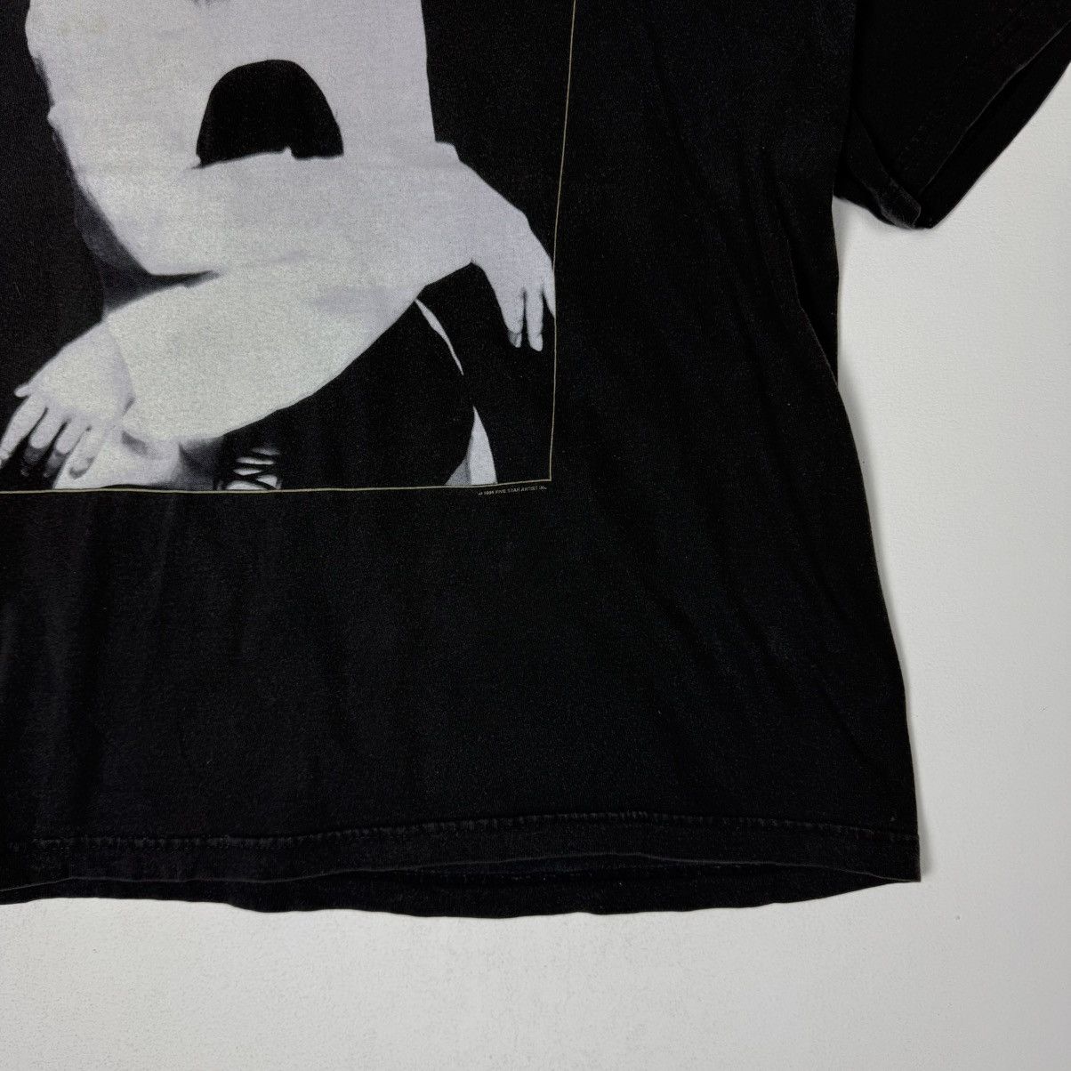 Band Tees Vintage 96s Celine Dion Falling Into You tour Tee Size US L / EU 52-54 / 3 - 3 Thumbnail