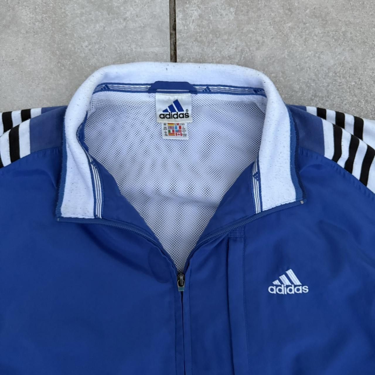 Adidas Adidas Windbreaker Vintage 90s Retro Jacket Size US L / EU 52-54 / 3 - 5 Thumbnail