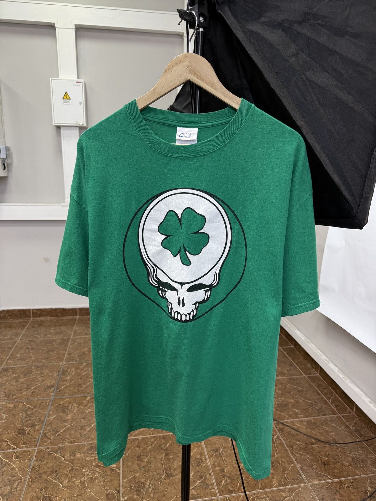 Grateful Dead 🇺🇸 Vintage Y2K Grateful Dead Celtic Rare T-Shirt Retro Hype Size US XL / EU 56 / 4 - 1 Thumbnail