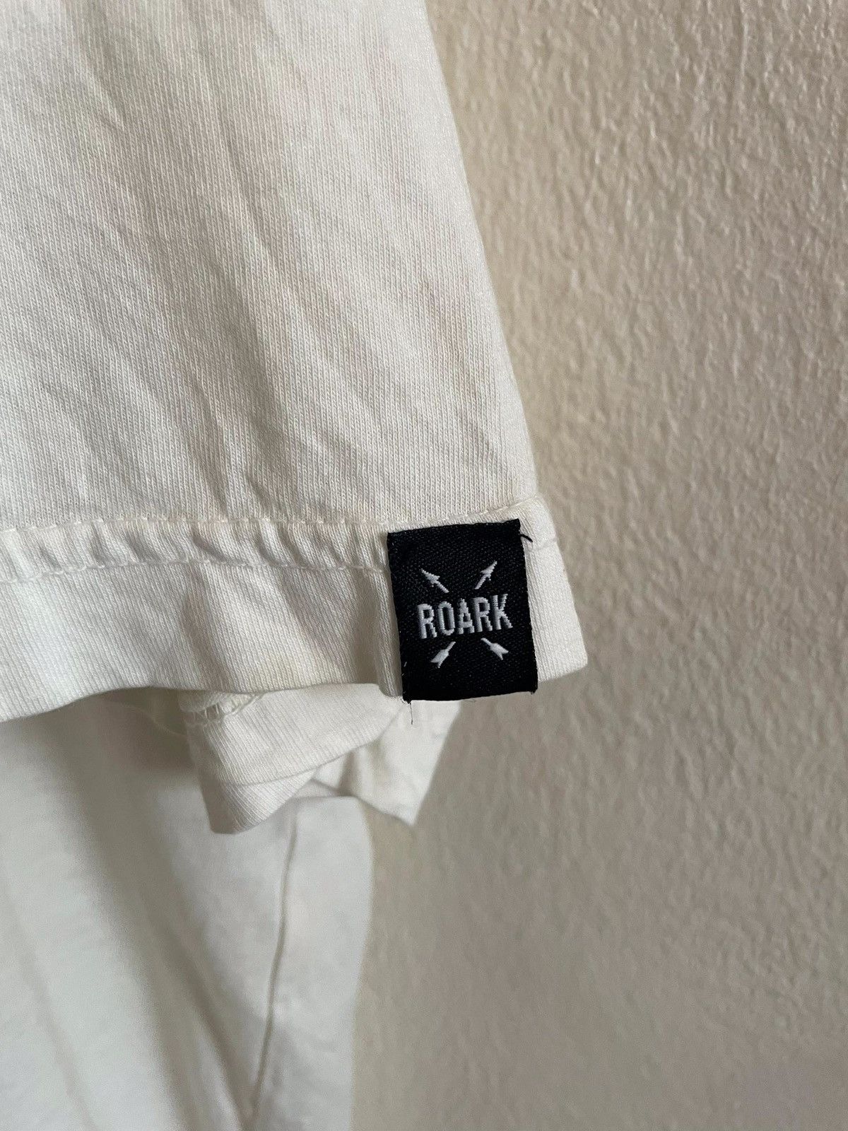 Roark Roark Bali Graphic Tee – Vintage Travel Collage Print Size US XL / EU 56 / 4 - 4 Thumbnail