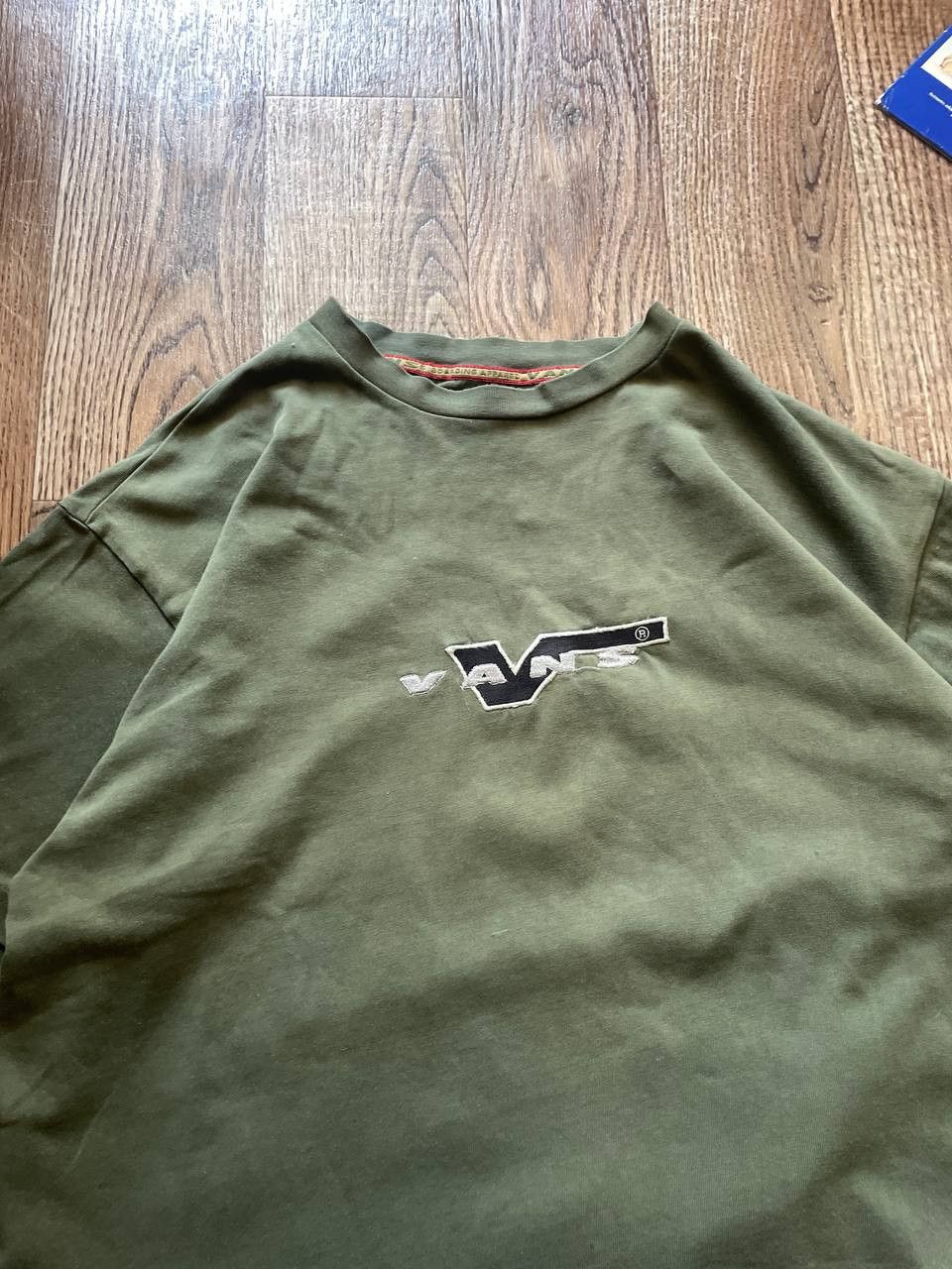 Vans Rare!! Vintage VANS TEES tshirt GREEN colour made in usa Size US L / EU 52-54 / 3 - 3 Thumbnail