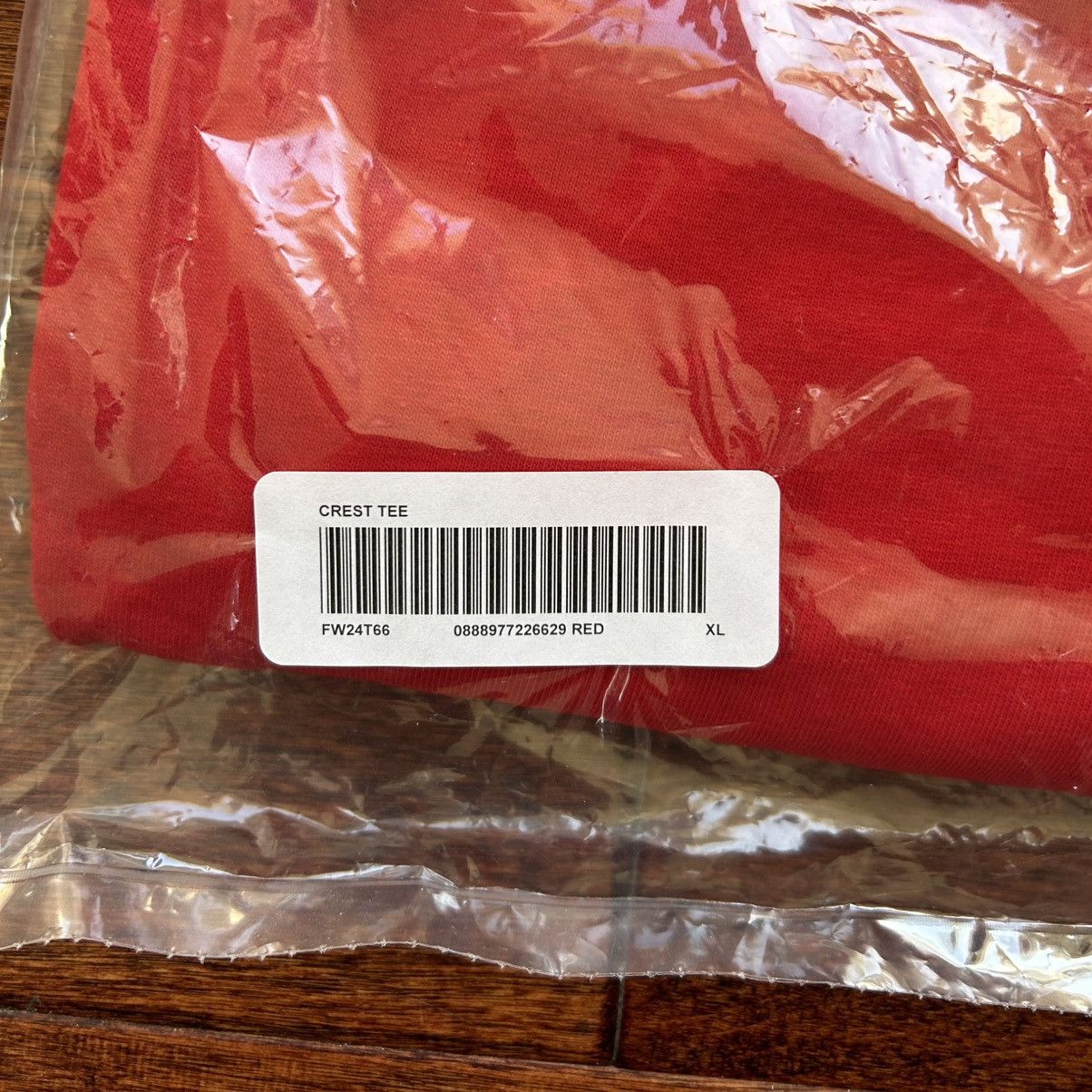 Supreme Supreme Crest Tes Size US XL / EU 56 / 4 - 3 Thumbnail