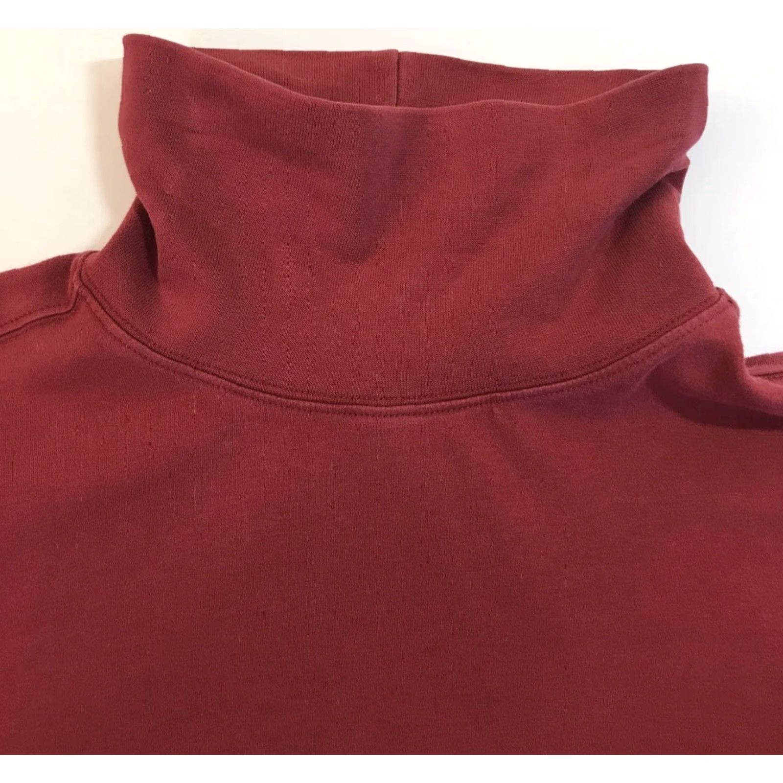 Layer 8 LL Bean Mens Turtleneck Shirt Large Red Long Sleeve Activewear Pullover Size US L / EU 52-54 / 3 - 3 Thumbnail