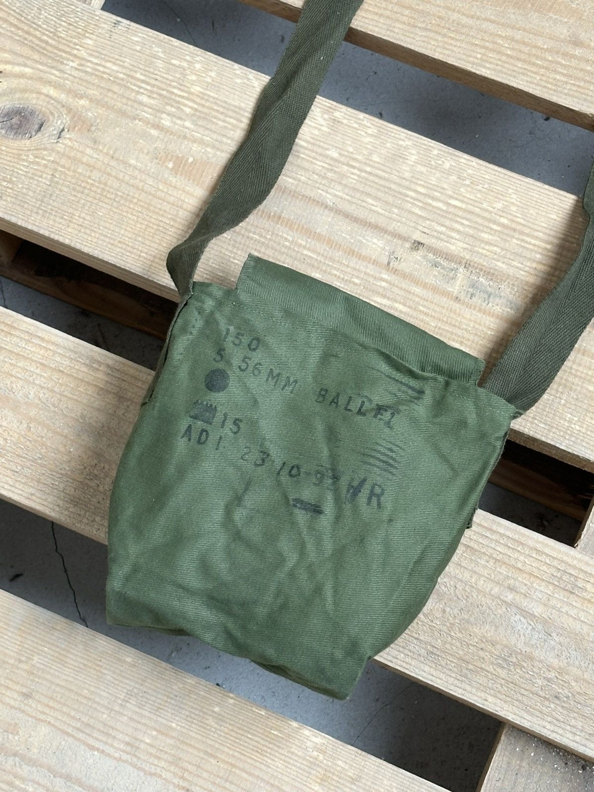 Vintage Vintage 90s 5.56mm F1 Ball Khaki Ammo Shoulder Bag Size ONE SIZE - 6 Thumbnail