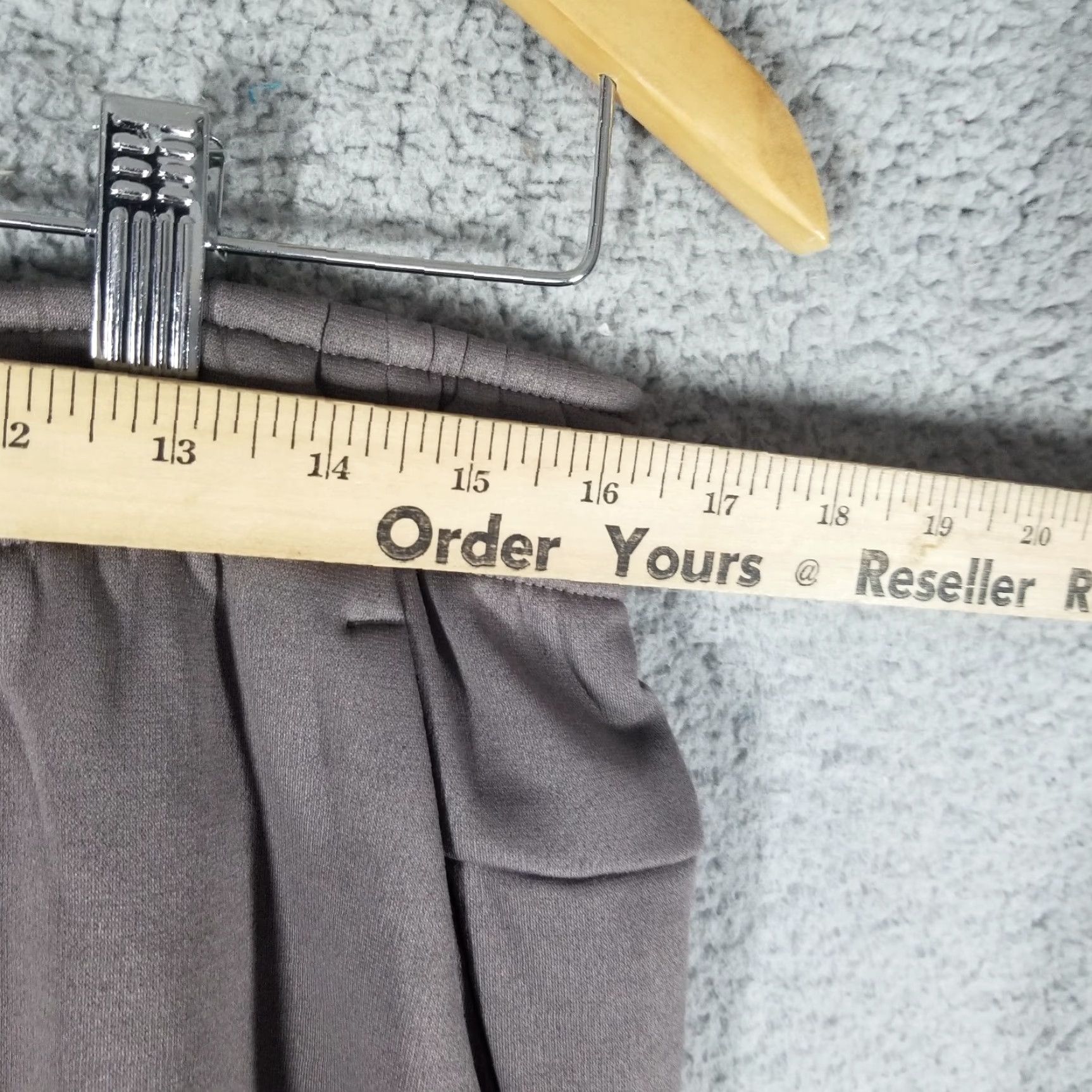 Nike Nike Therma Fit Pants Mens Medium Fleece Sweatpants Logo NWT 100% Polyester Gray Classic Regular Inseam 29 in Tapered Style Activewear Office: None Size US 31 - 6 Thumbnail