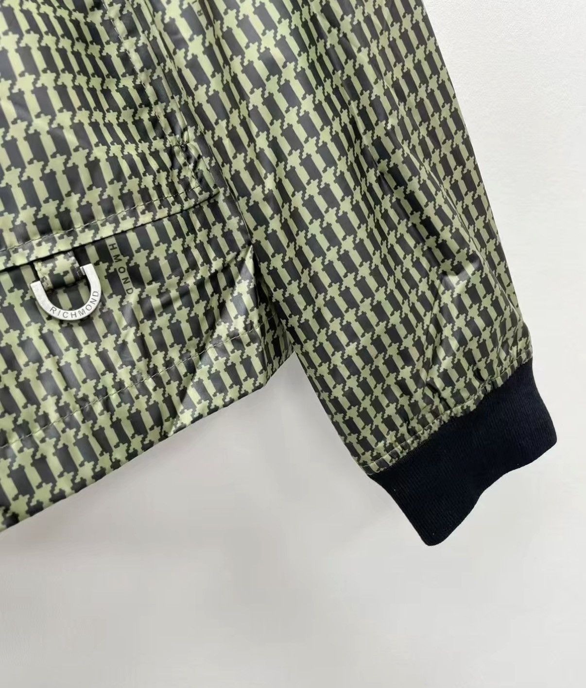 John Richmond Richmond Embroidered Jacket J30 Size US S / EU 44-46 / 1 - 4 Thumbnail