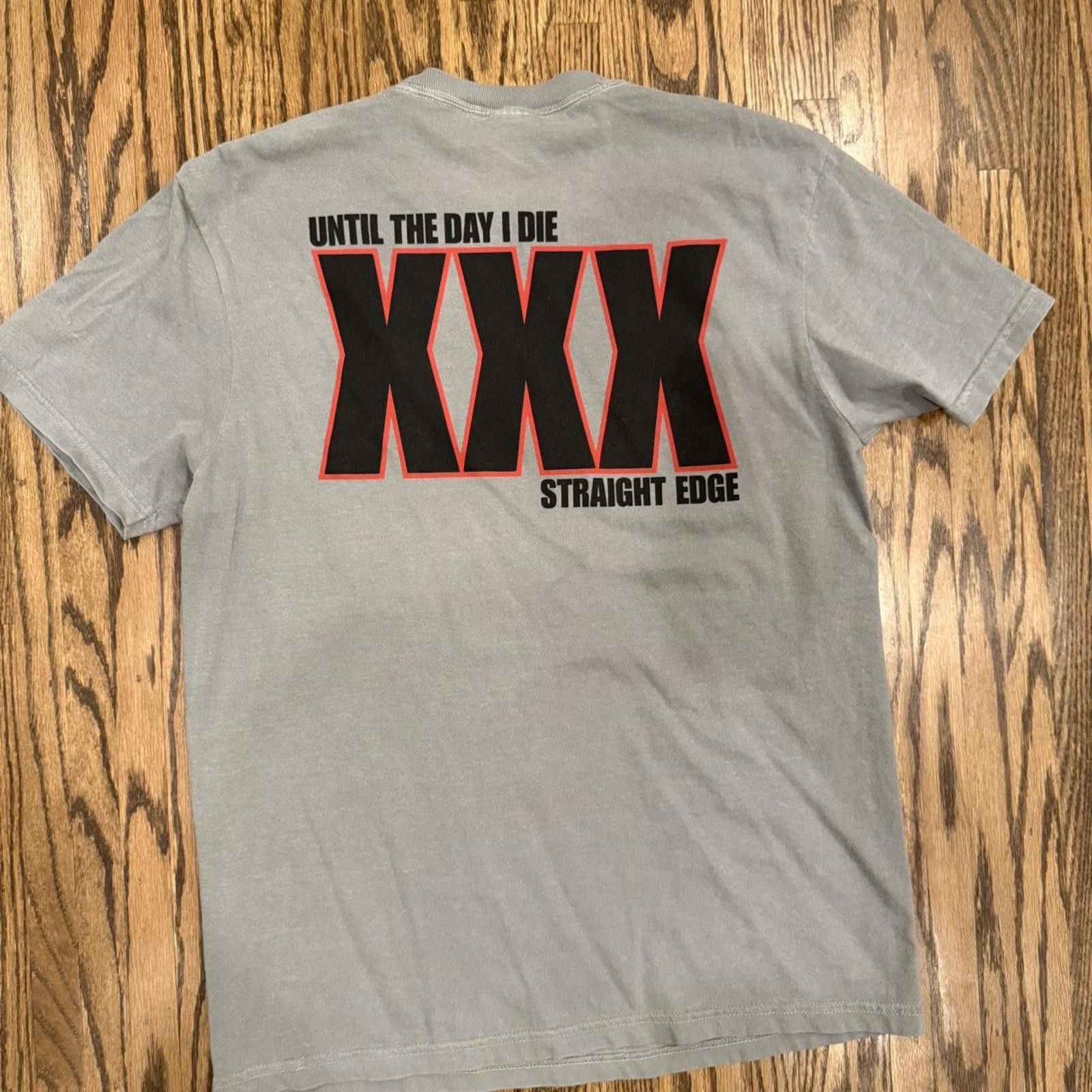 Comfort Colors Throwdown - Don’t Lose Sight Shirt - M Size US M / EU 48-50 / 2 - 5 Thumbnail