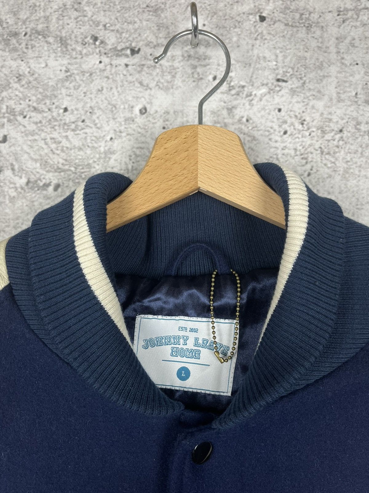 Japanese Brand × Vintage Johnny Leave Home Leather&Wool Bomber Varsity Jacket L Size US L / EU 52-54 / 3 - 4 Thumbnail