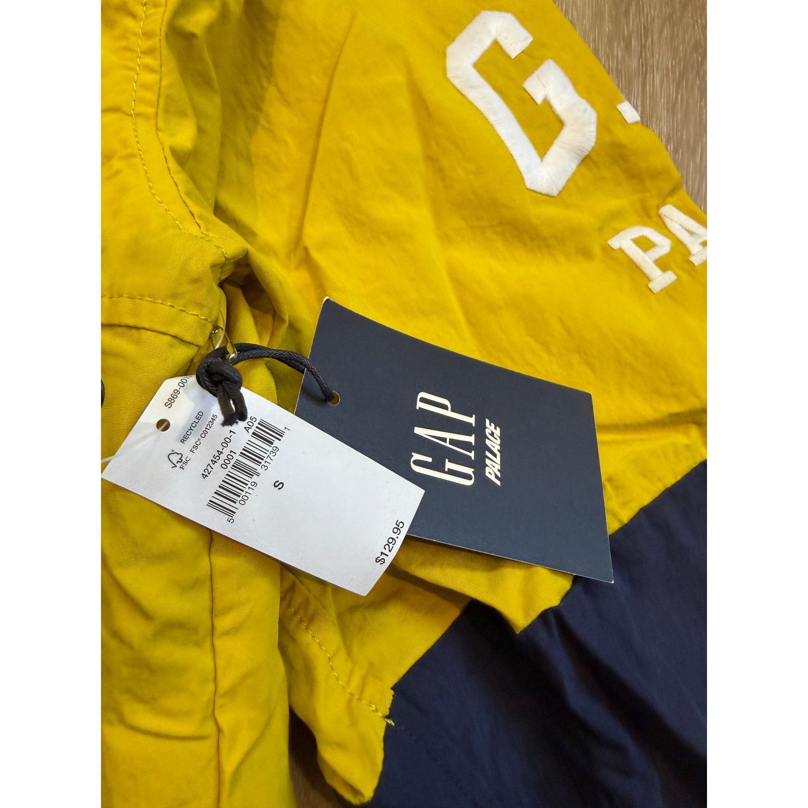 Gap Palace x Gap Windbreaker Anorak Navy Blue Yellow Logo NWT Size US S / EU 44-46 / 1 - 3 Thumbnail