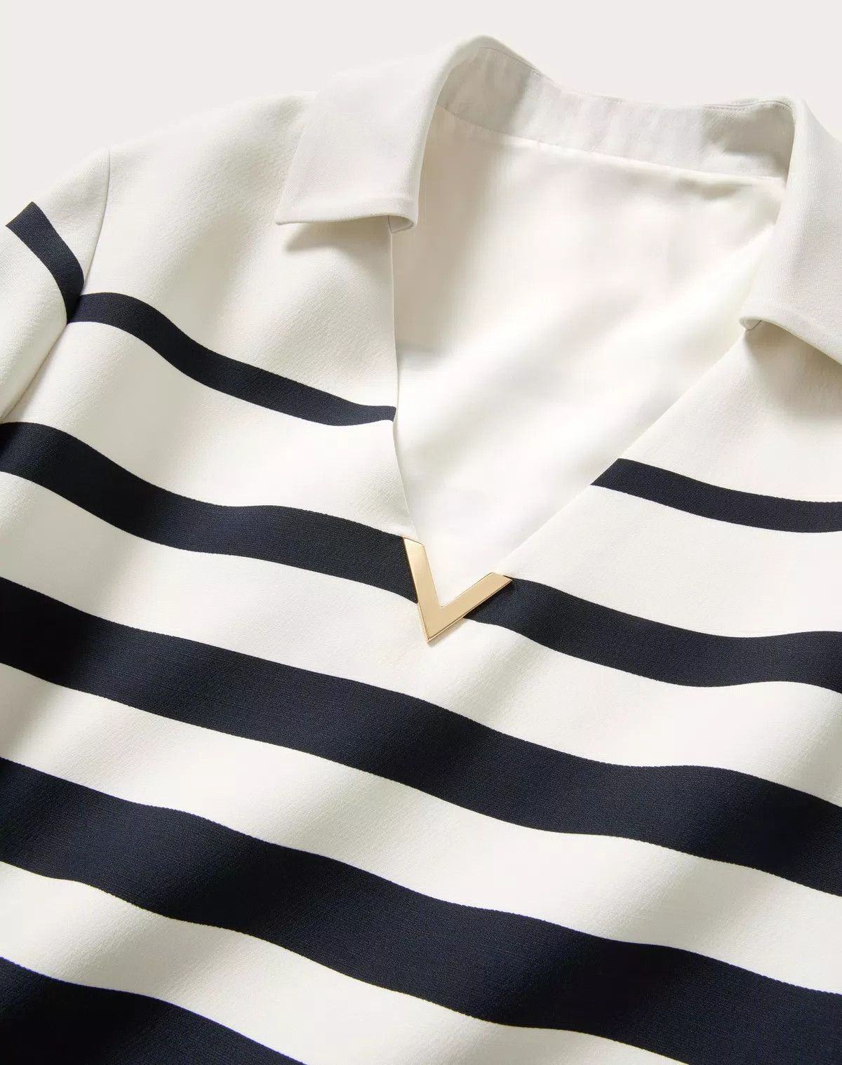 Valentino o1s1wg110426 Short Dress in Ivory/Navy Size M / US 6-8 / IT 42-44 - 5 Thumbnail