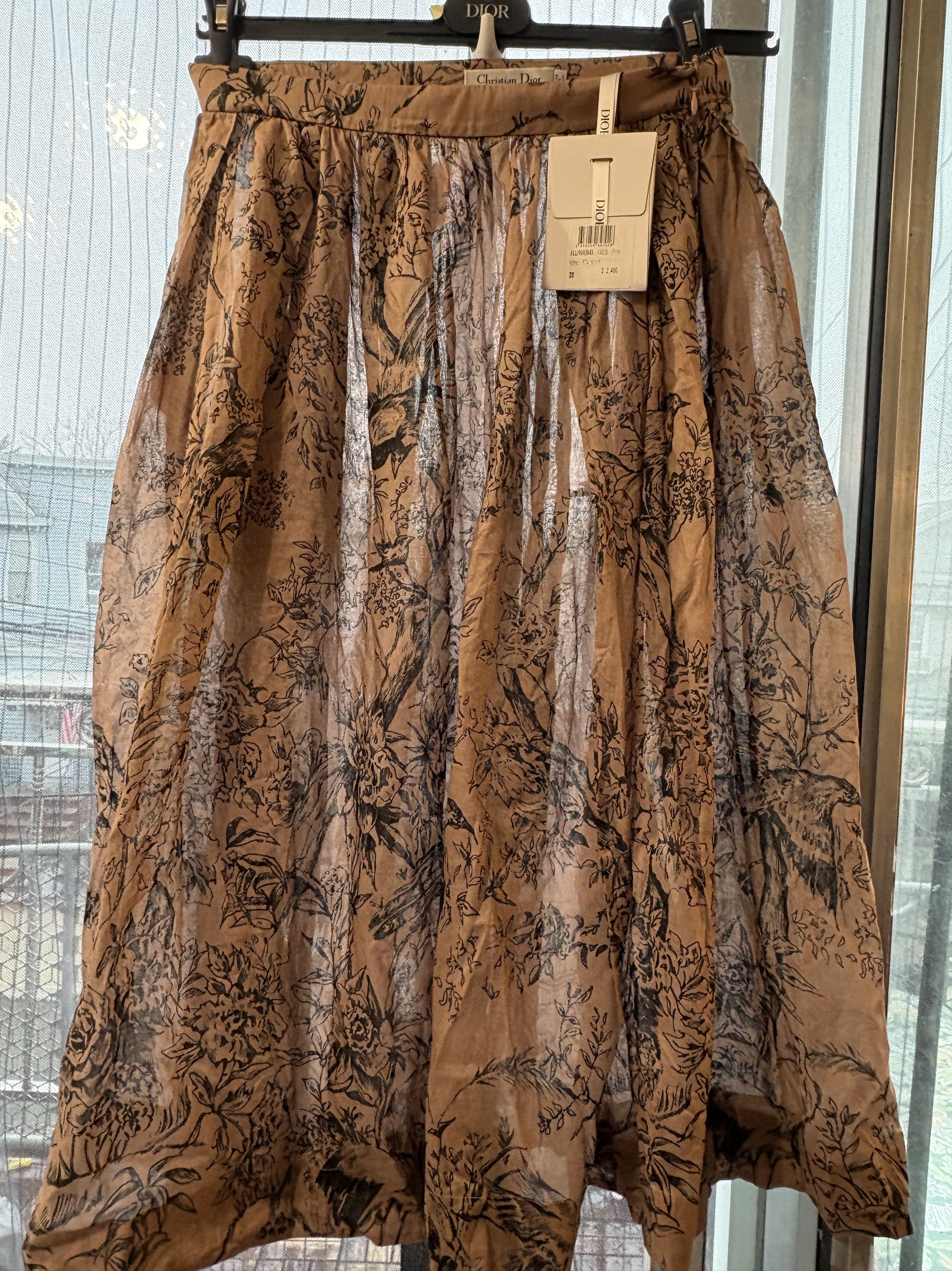 Dior DIOR Floral Midi Length Skirt in Brown SZ 6 NWT MSRP $2400 Size 28" / US 6 / IT 42 - 4 Thumbnail