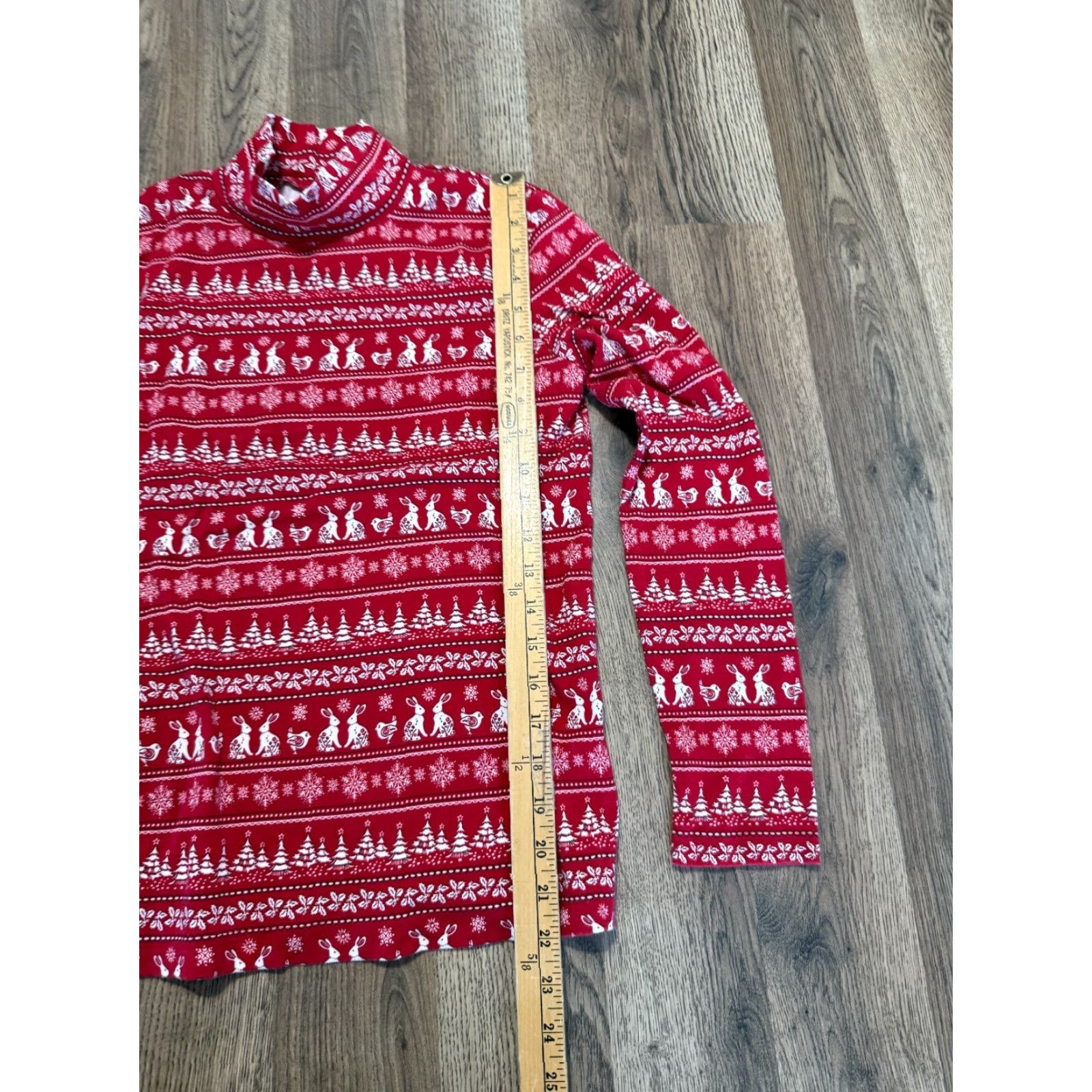Croft & Barrow Croft & Barrow Shirt Women's Medium Red Long Sleeve Turtleneck Snow Shirt (Croft & Barrow) Size M / US 6-8 / IT 42-44 - 7 Thumbnail
