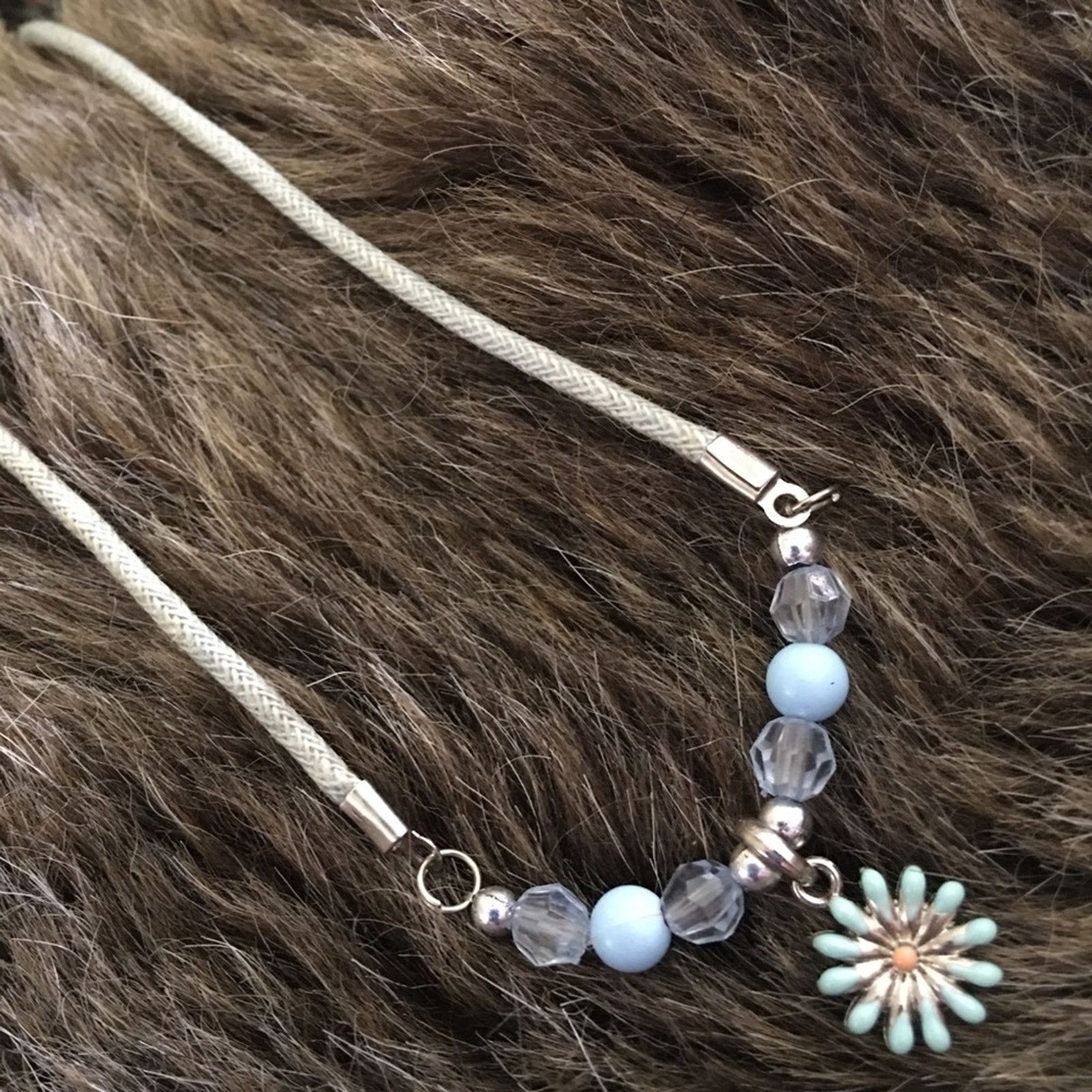 Jewelry Blue floral faceted bead fabric cord necklace Size ONE SIZE - 6 Thumbnail