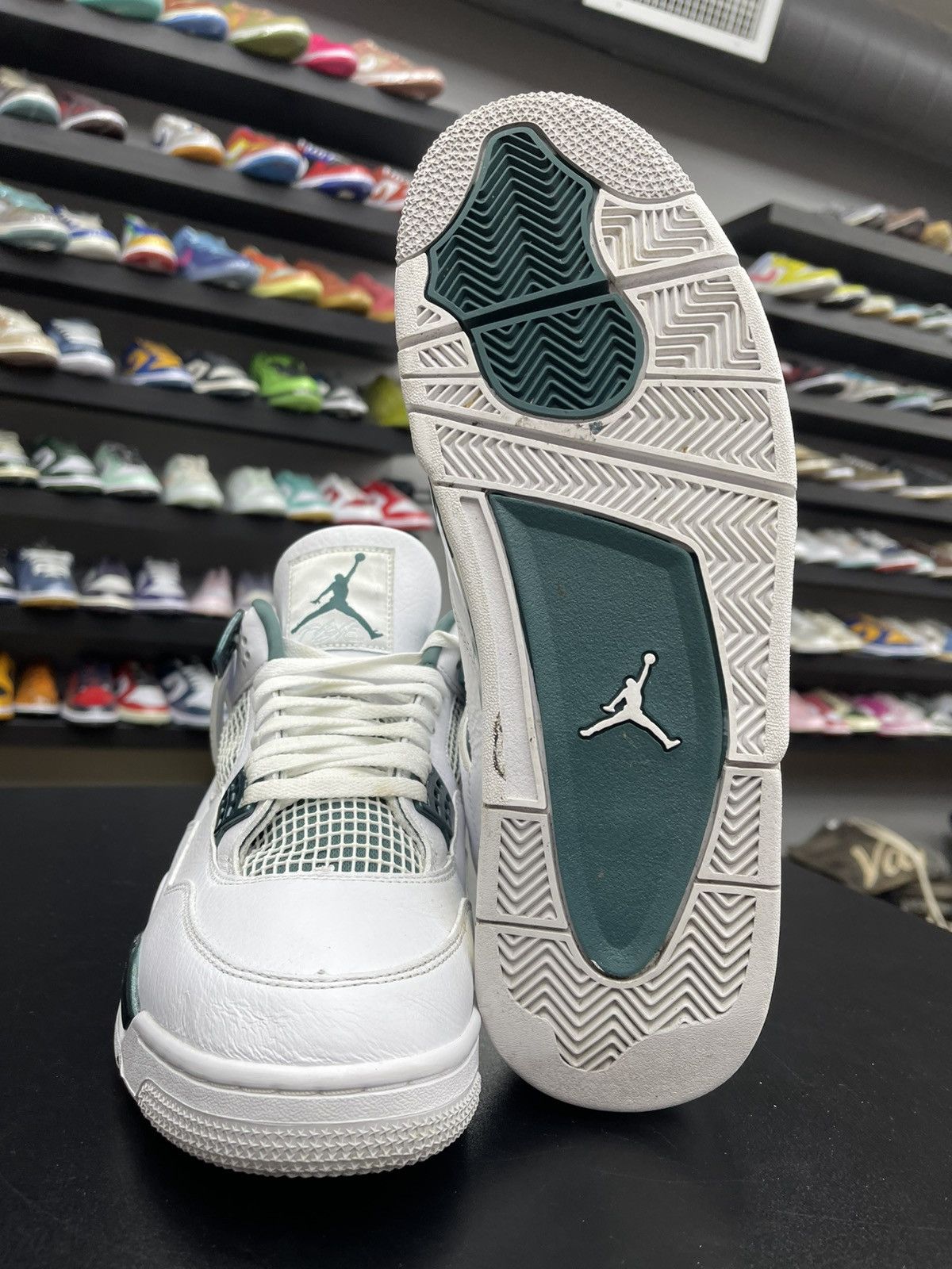 Jordan Brand Size 11.5 - Jordan 4 Winterized Green Size US 11.5 / EU 44-45 - 9 Thumbnail