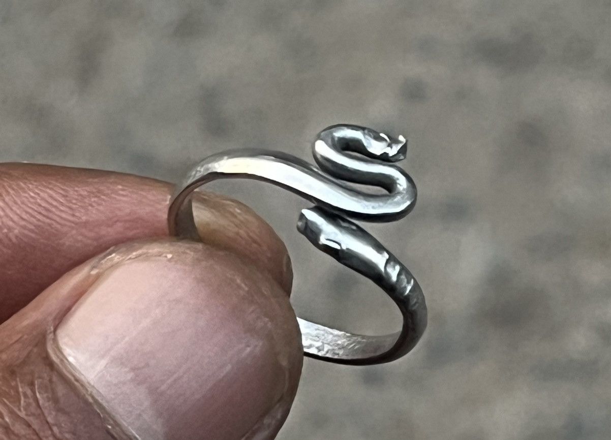 Hysteric Glamour Handcrafted Hammered Snake Ring Sterling Silver Style Size ONE SIZE - 2 Thumbnail