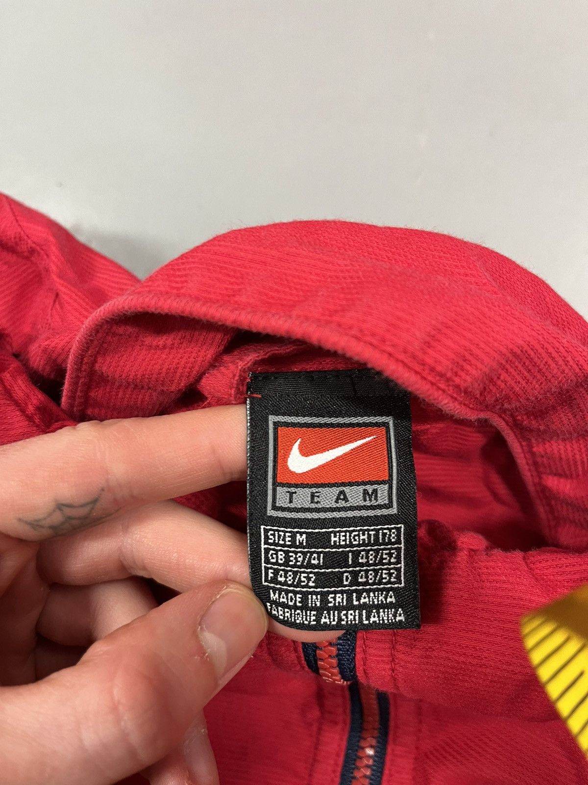 Nike × Vintage ➕ 90s/00s vintage Nike England rugby big logo bomber jacket Size US M / EU 48-50 / 2 - 8 Thumbnail