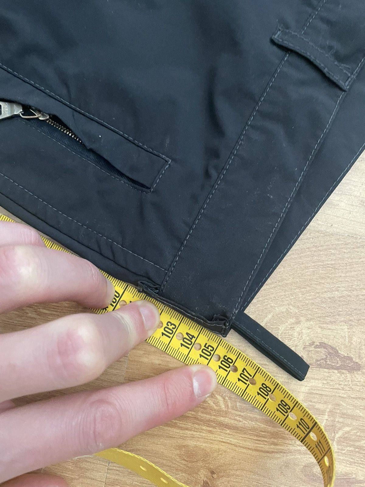 Prada Prada nylon pants Size US 31 - 13 Thumbnail
