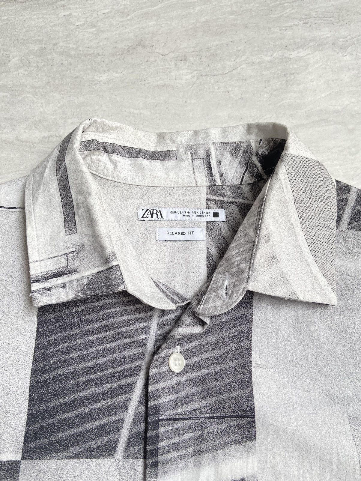 Zara ZARA Motive Shirt Size US XXL / EU 58 / 5 - 11 Thumbnail