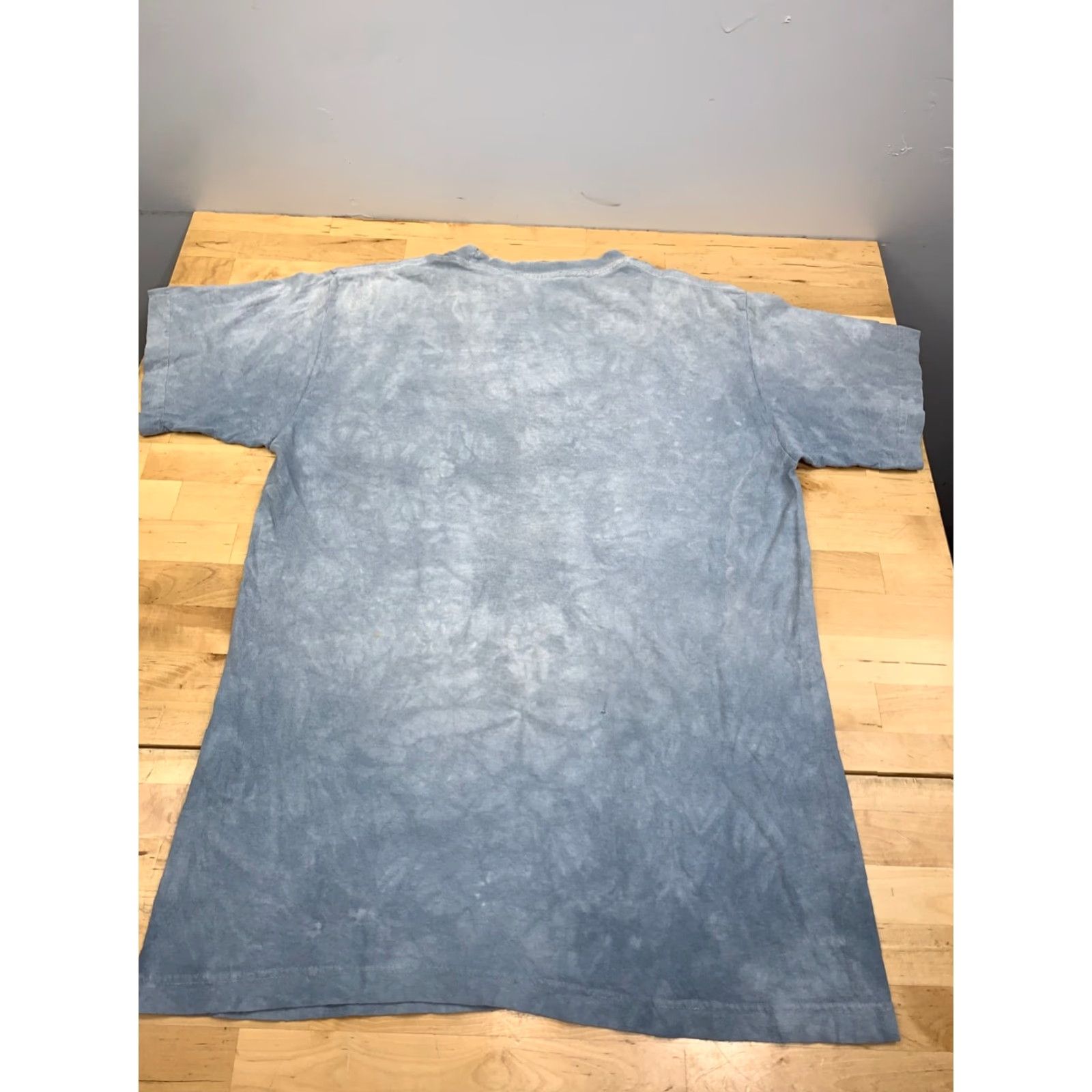 The Mountain VINTAGE The Mountain T Shirt Mens M Blue Eagle Soarin 11257 Shirt Mens M Blue Eagle Soarin 11257 Size US M / EU 48-50 / 2 - 7 Thumbnail