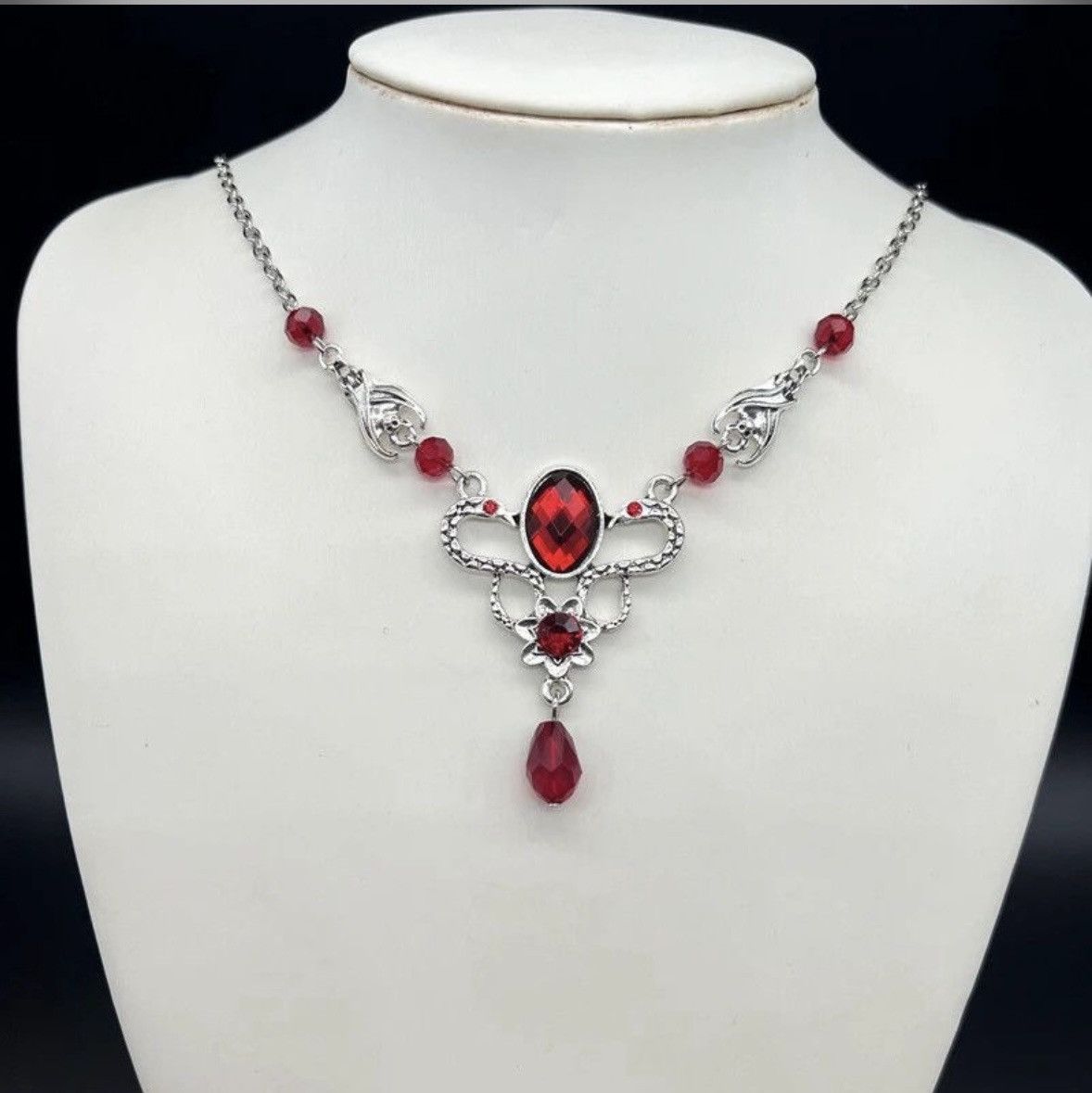 Jewelry Vampire Bat Red Glass Crystal Eyed Snakes Necklace Size ONE SIZE - 1 Thumbnail