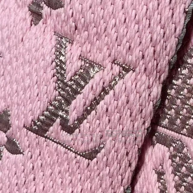 Louis Vuitton LV Sakura Pink Printed Wool Scarf. Size ONE SIZE - 4 Thumbnail