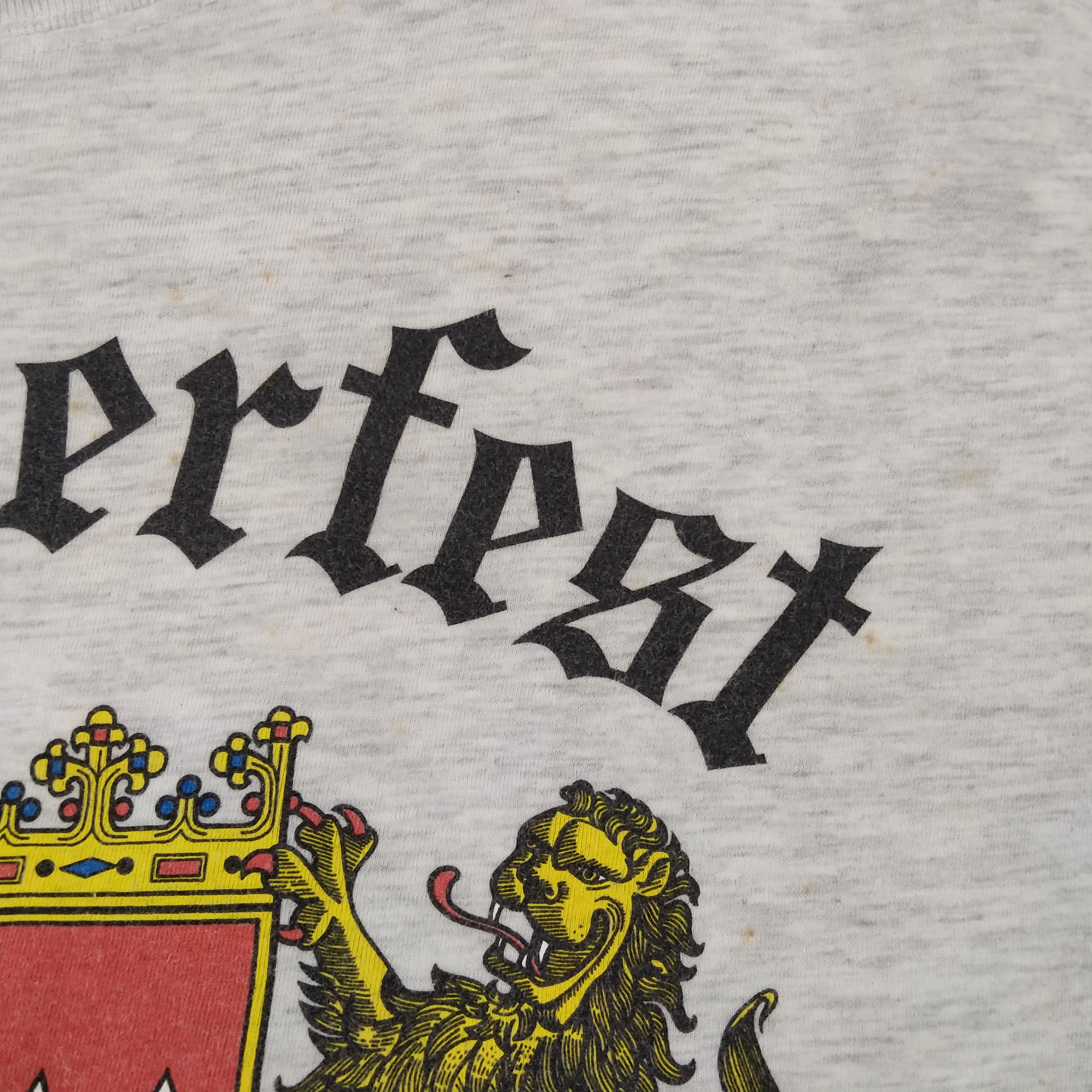 Vintage Vintage Oktoberfest Munchen 2001 Tshirt - G041 Size US L / EU 52-54 / 3 - 9 Thumbnail